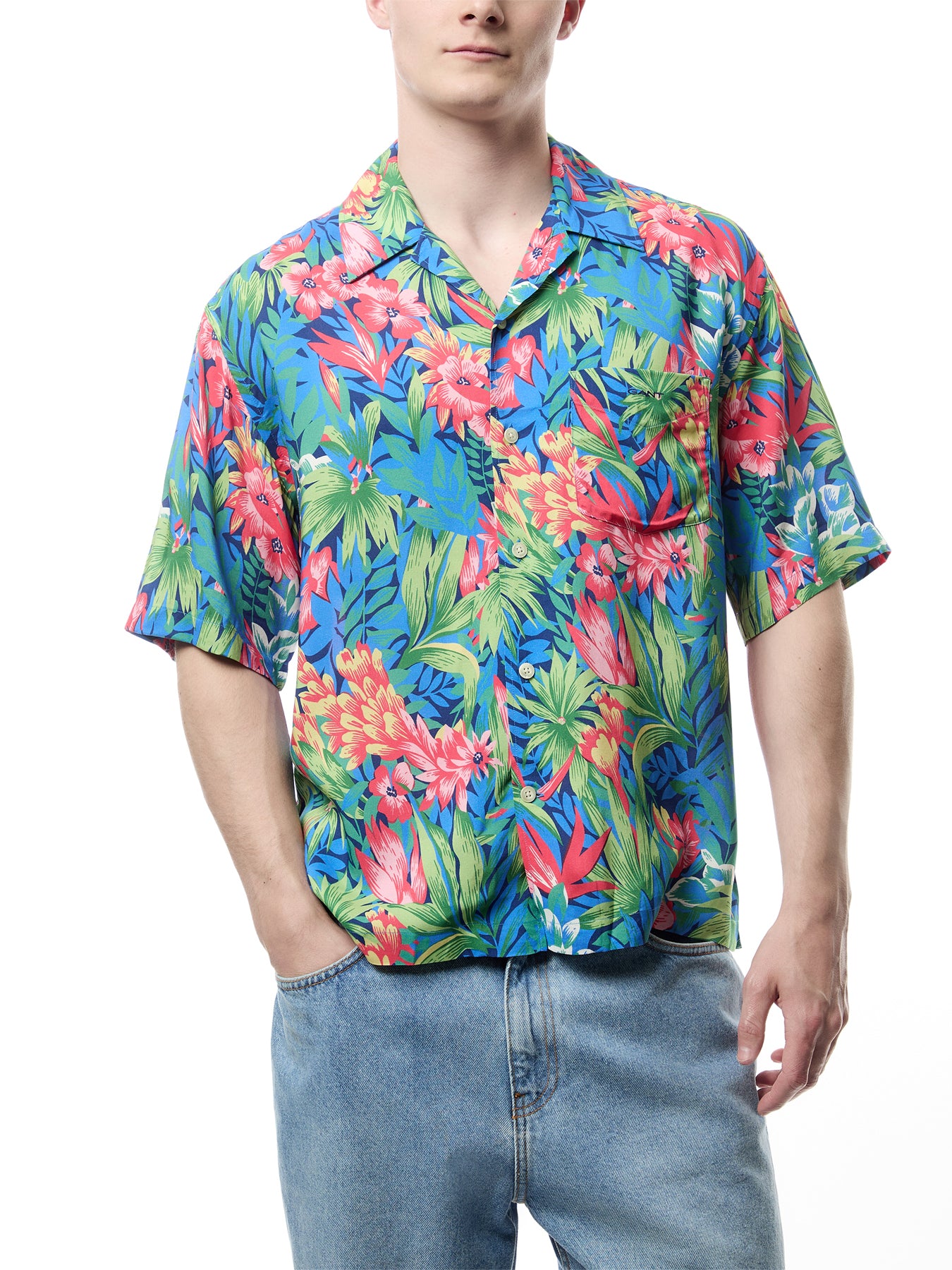 Relaxed Fit Tropical Print Short Sleeve Shirt