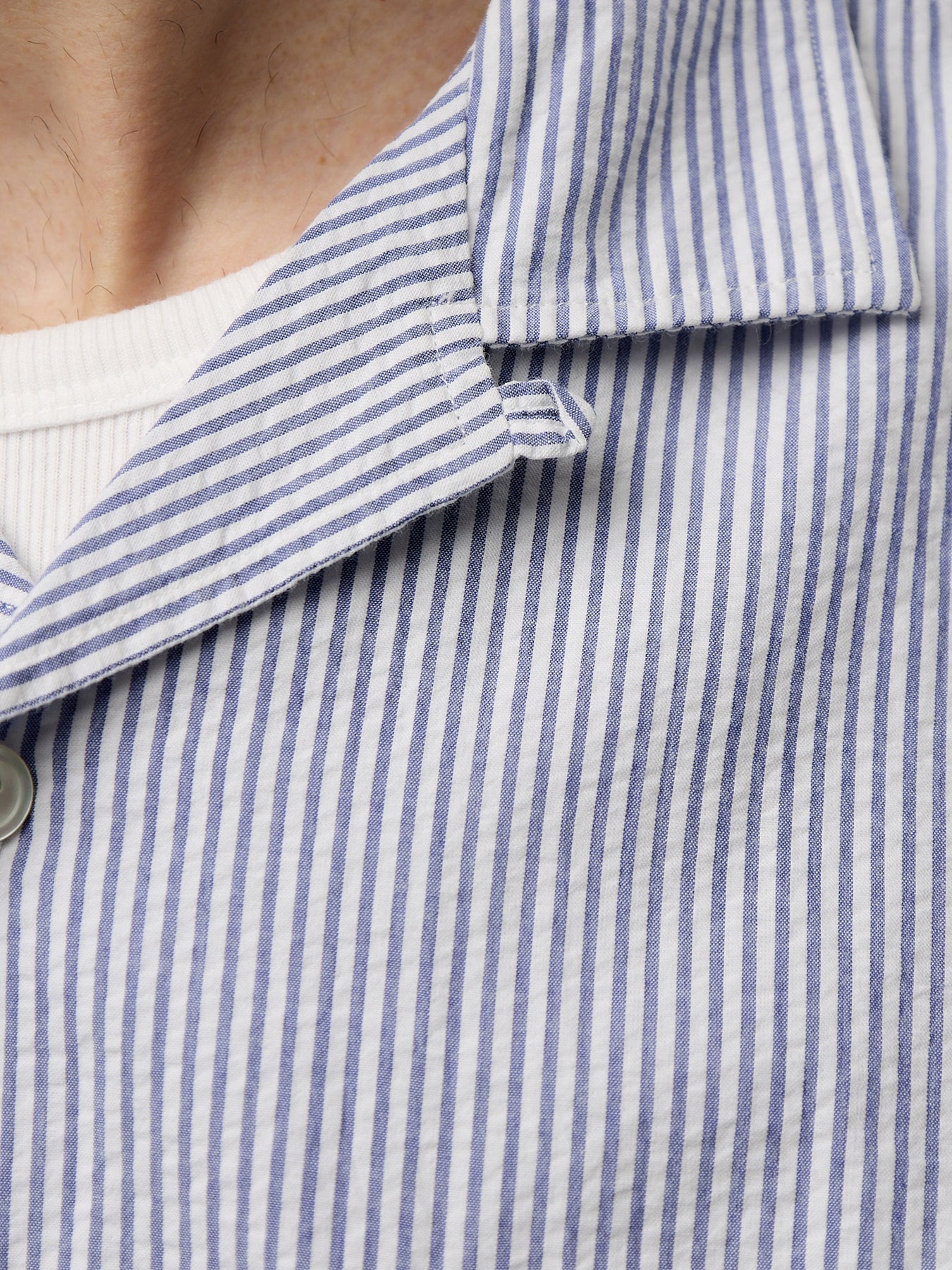 Light Seersucker Paul Pat Men Woven Shirt