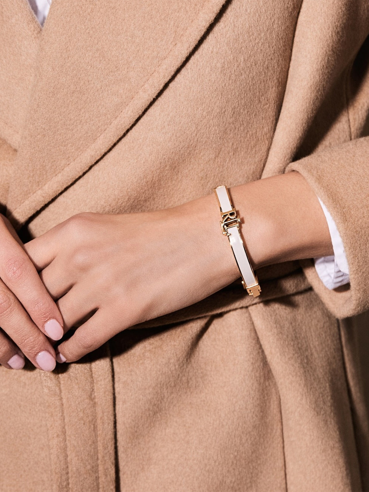 Color Hinge Bangle Gold