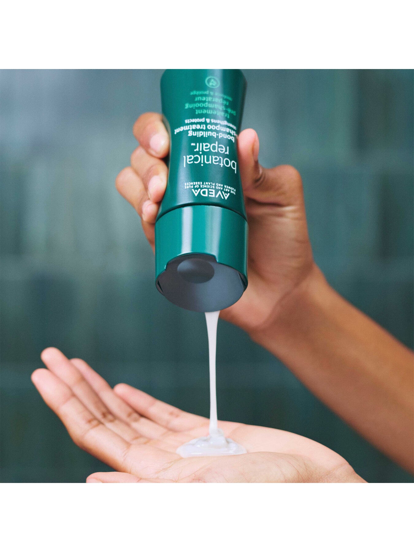 Botanical Repair™ Bond-Building Pre-Shampoo Treatment 150ml