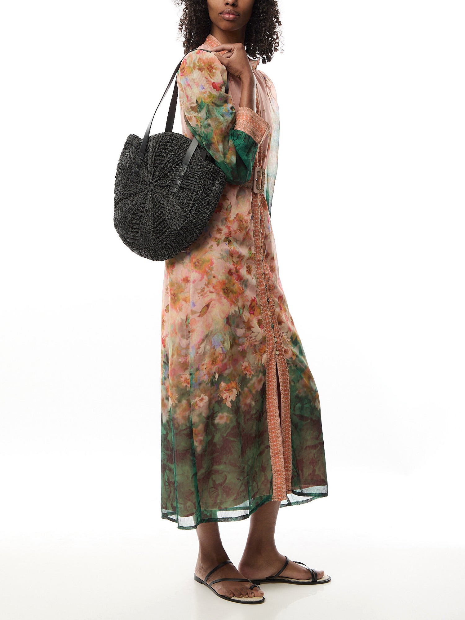Lona Round Shopper