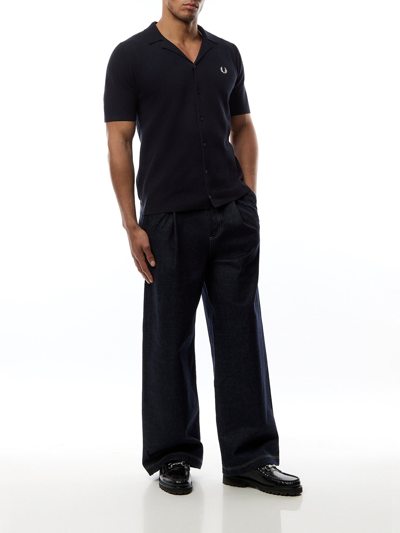 Revere Collar Knitted Short Sleeves Shirt