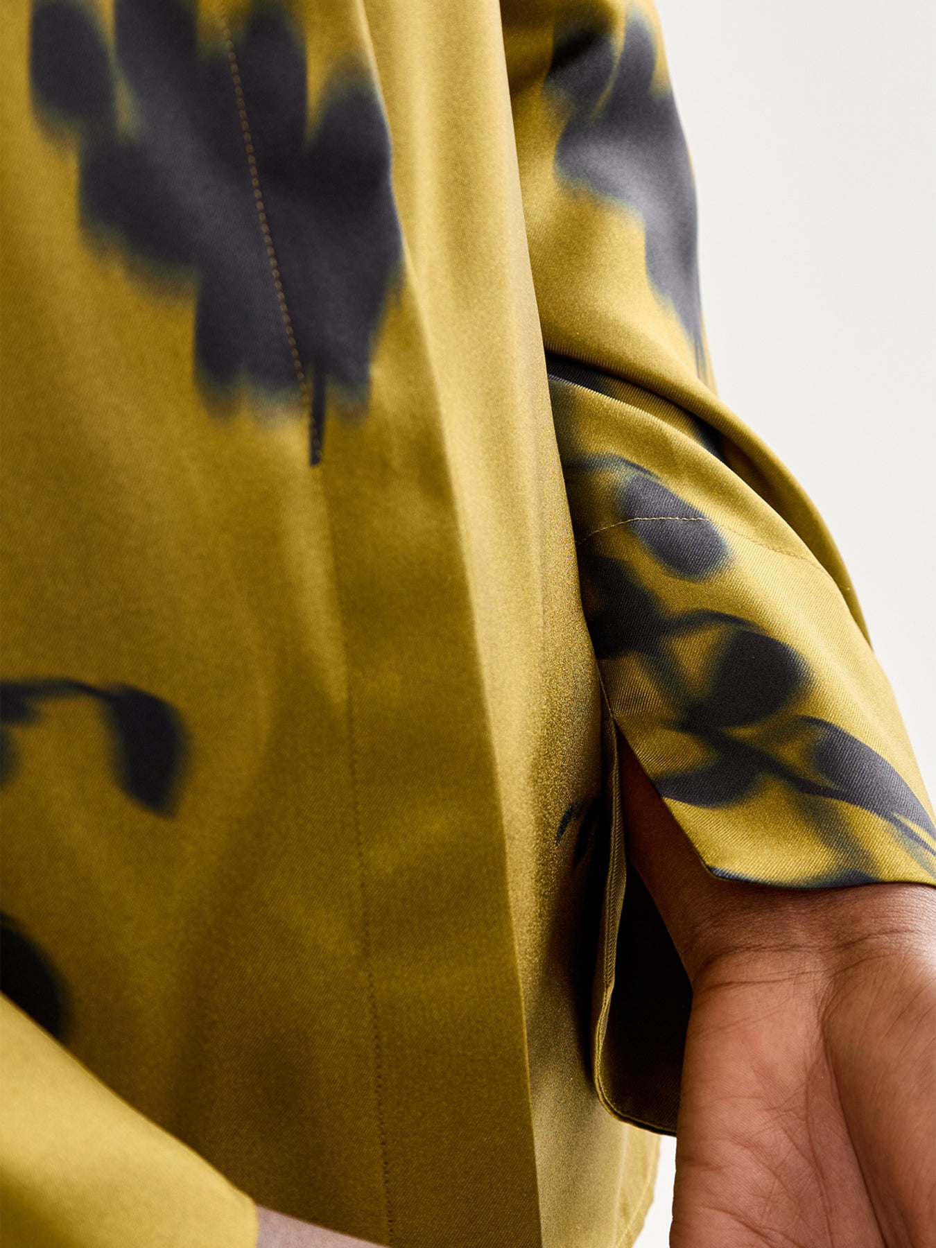 Eraclea Silk Printed Shirt Olive Green