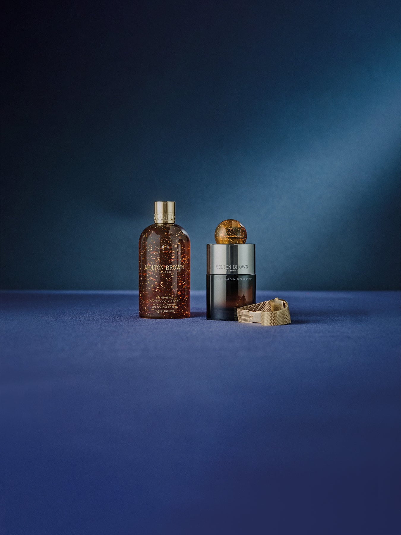 Mesmerising Oudh & Gold Accord Aroma Reeds Refill 150ml