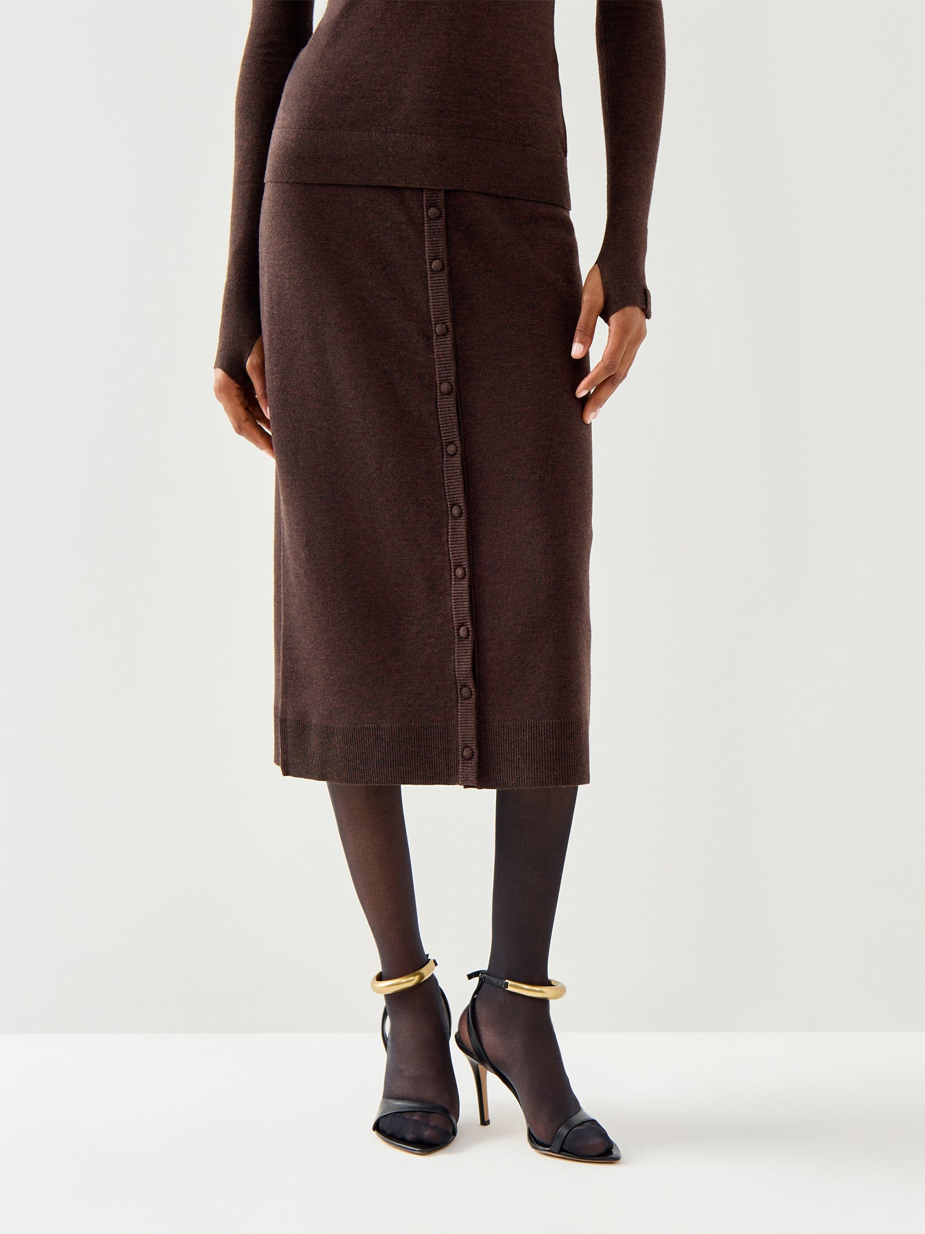 Button Detail Knitted Midi Skirt