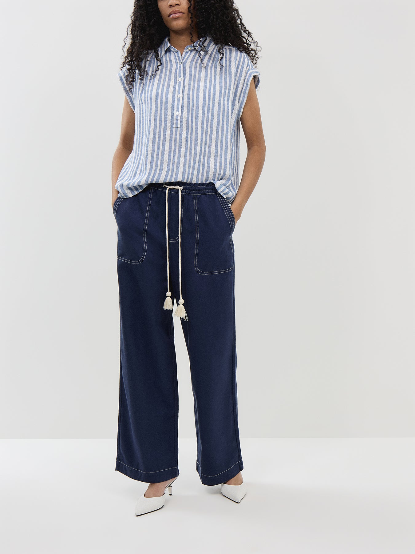 Campo Drawstring Trouser