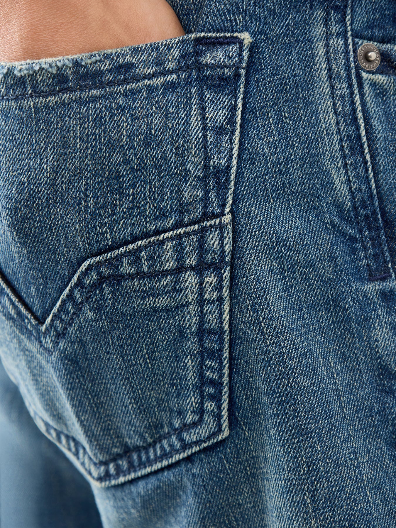 Mid Blue 1985 Larkee Tapered Fit Jeans