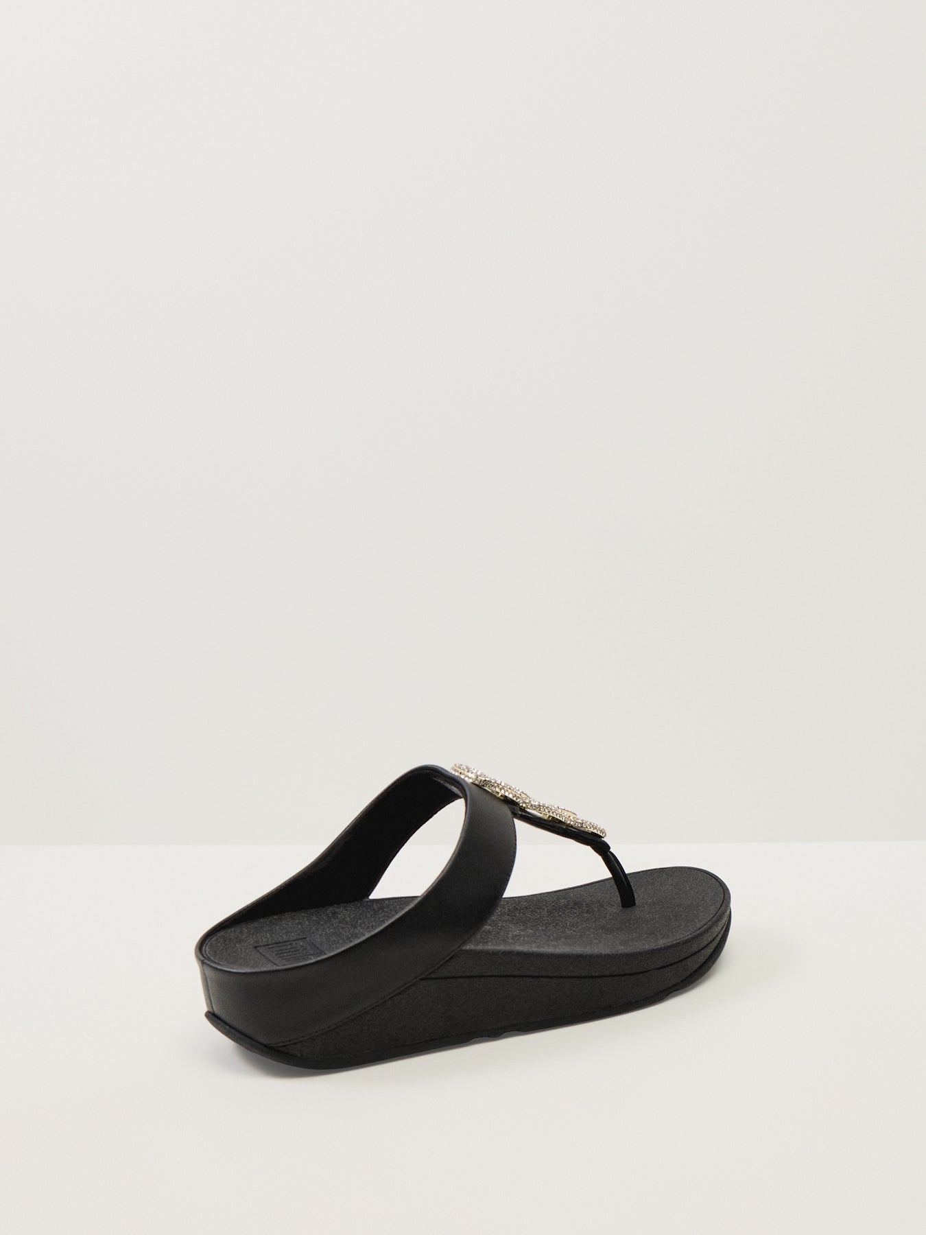 Fino Crystal-Chain Leather Toe-Post Sandals Black