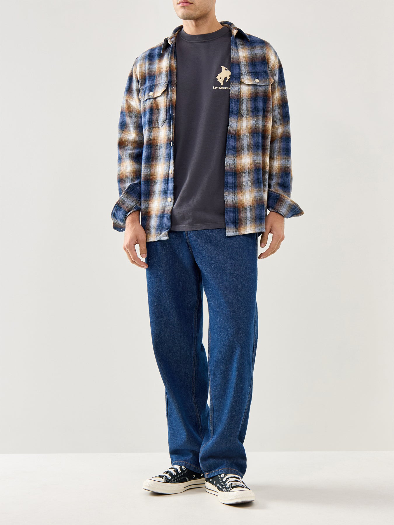 Vintage Fit Graphic T-Shirt Egret