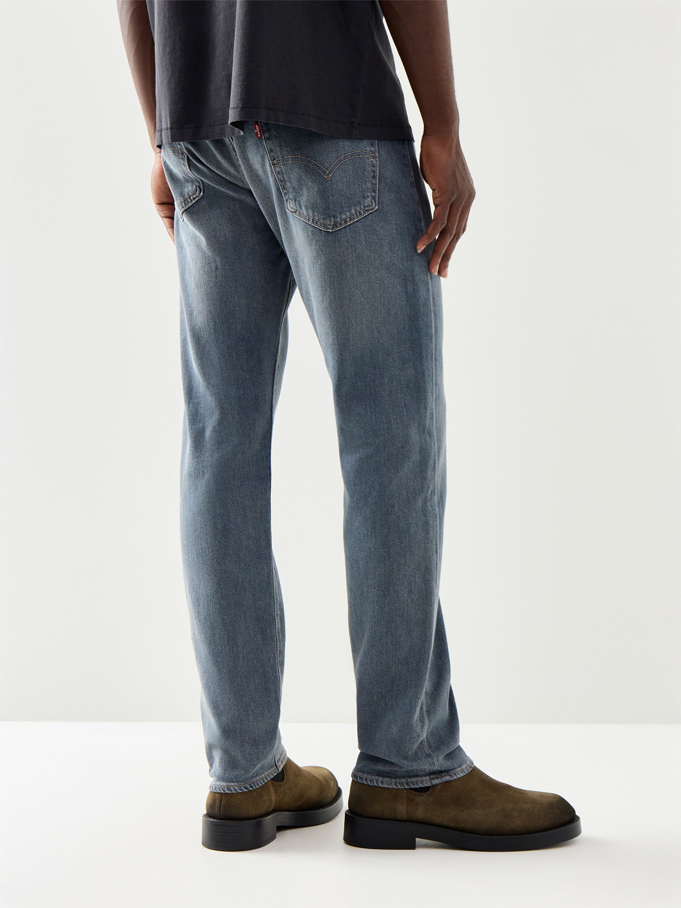 502 Taper Jeans