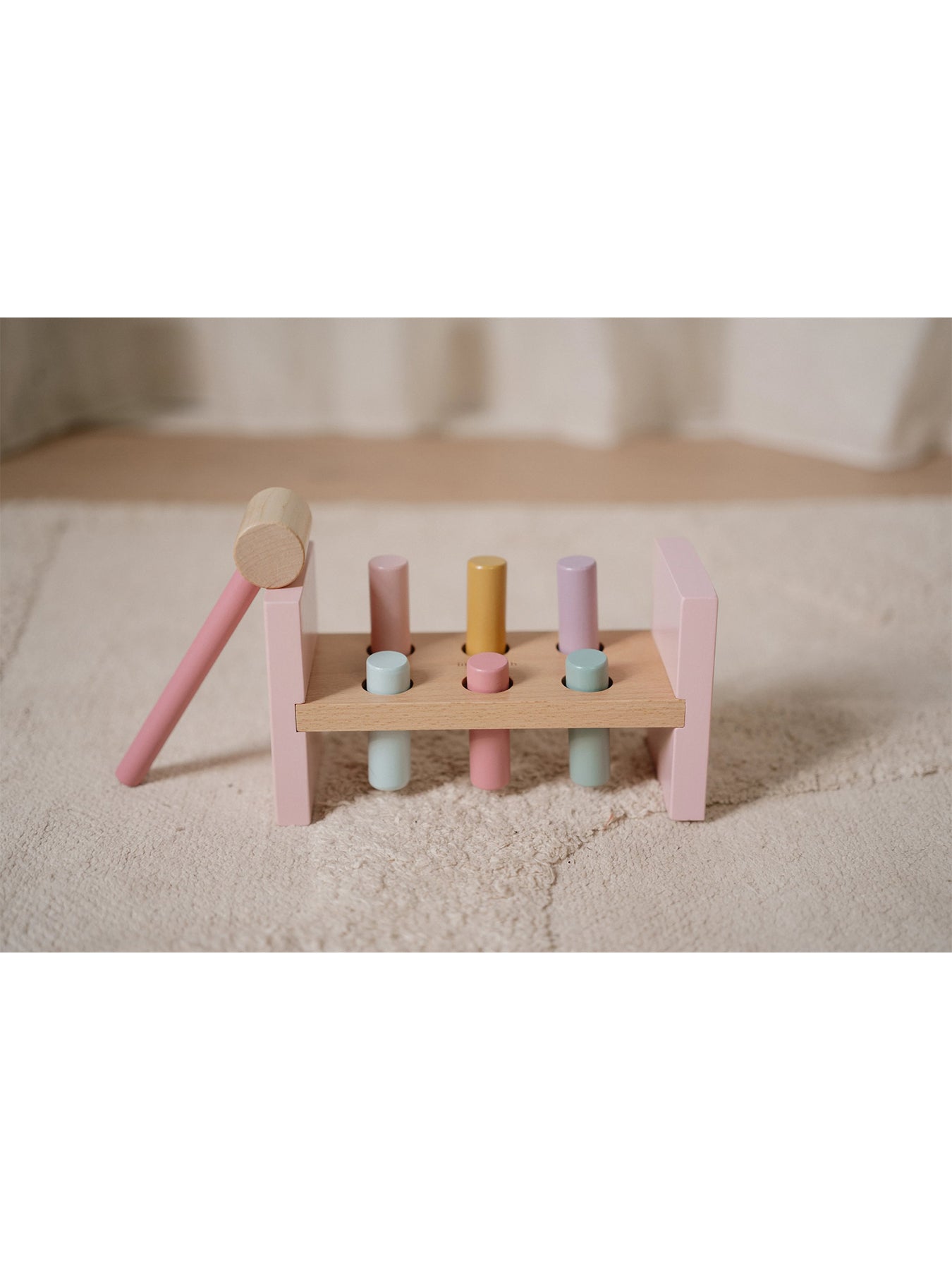Wooden Pounding Bench Pink
