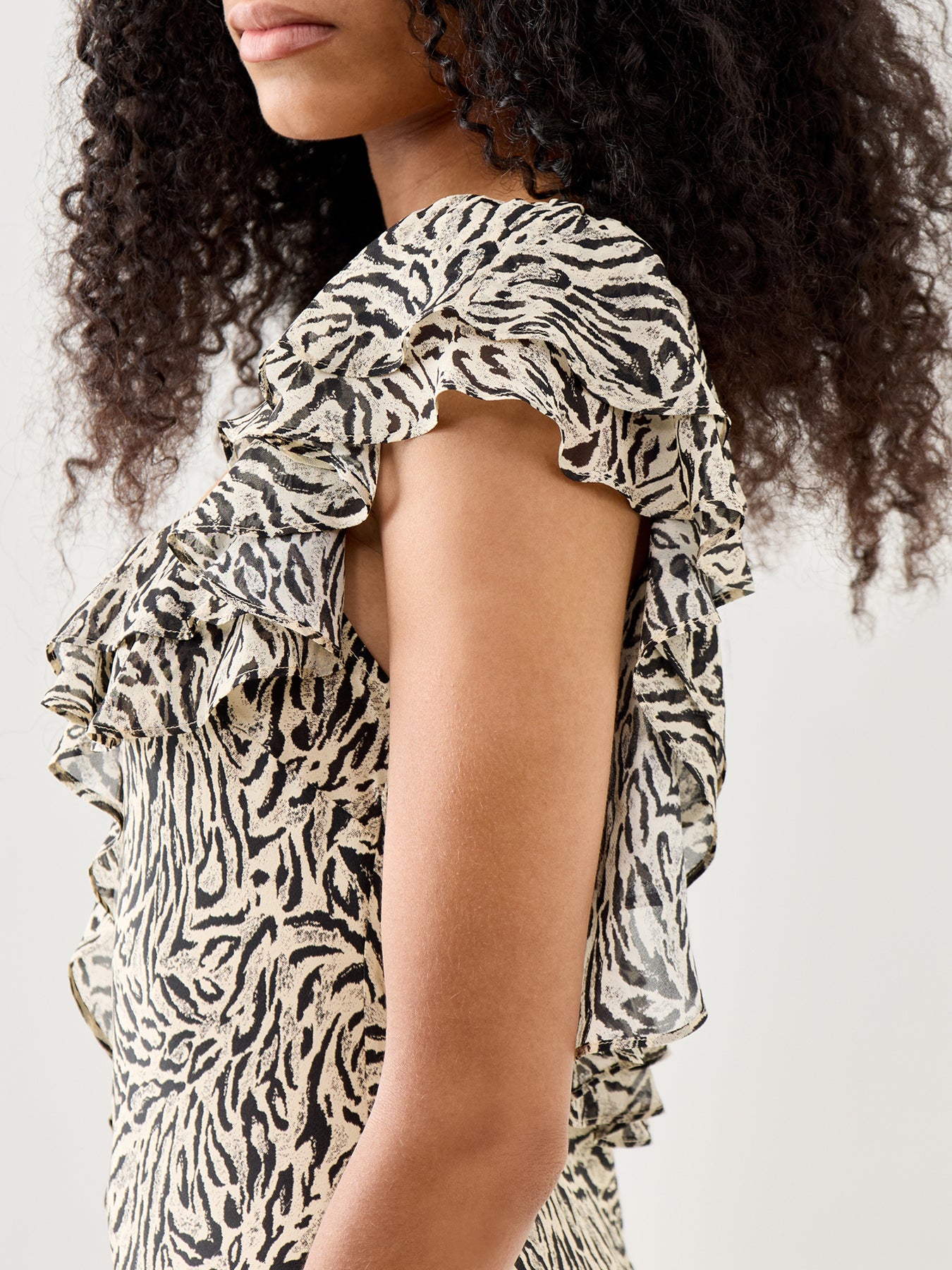 Ester Dress Sun Leo Tan