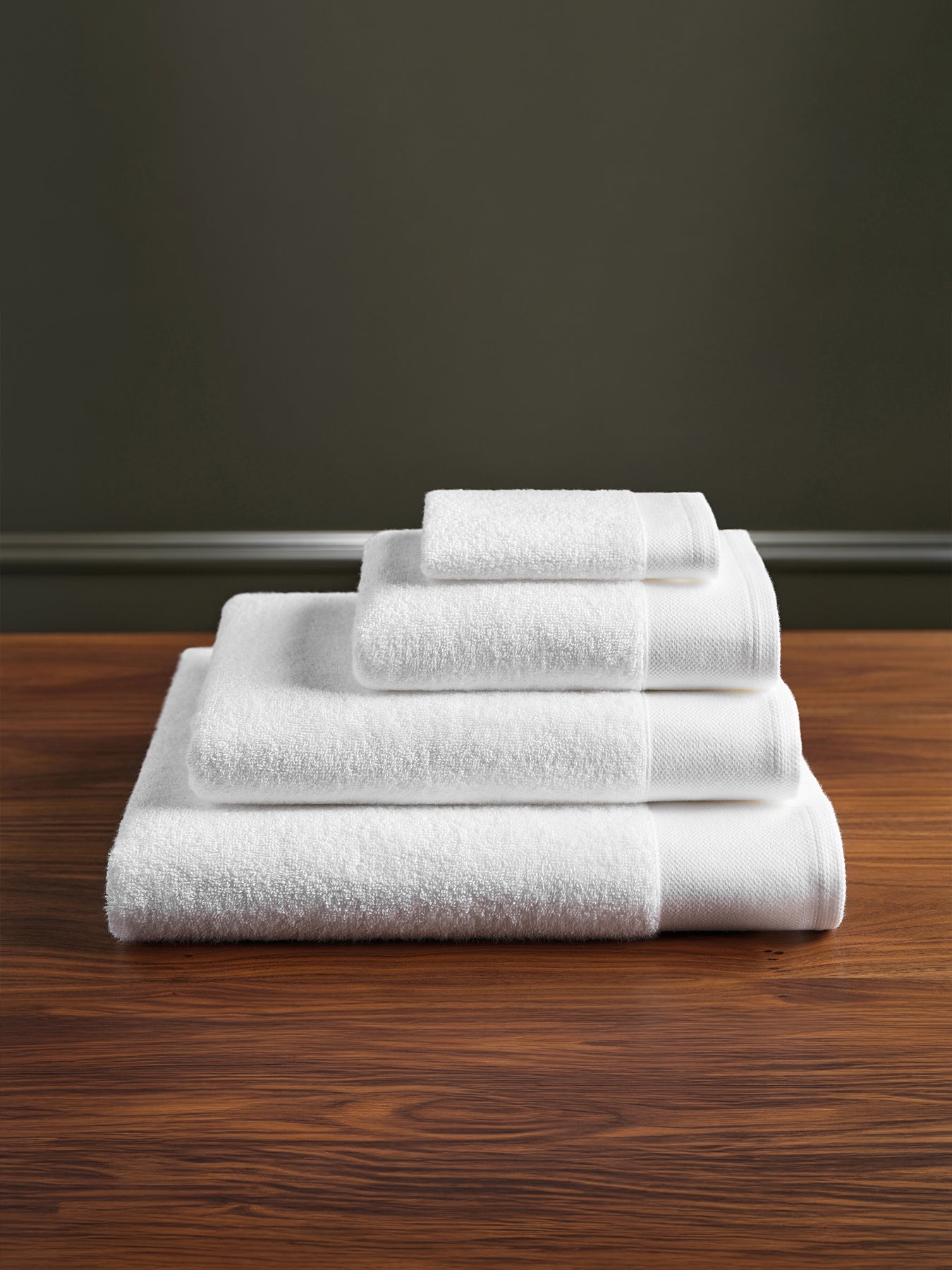 Claygate Bath Towel White