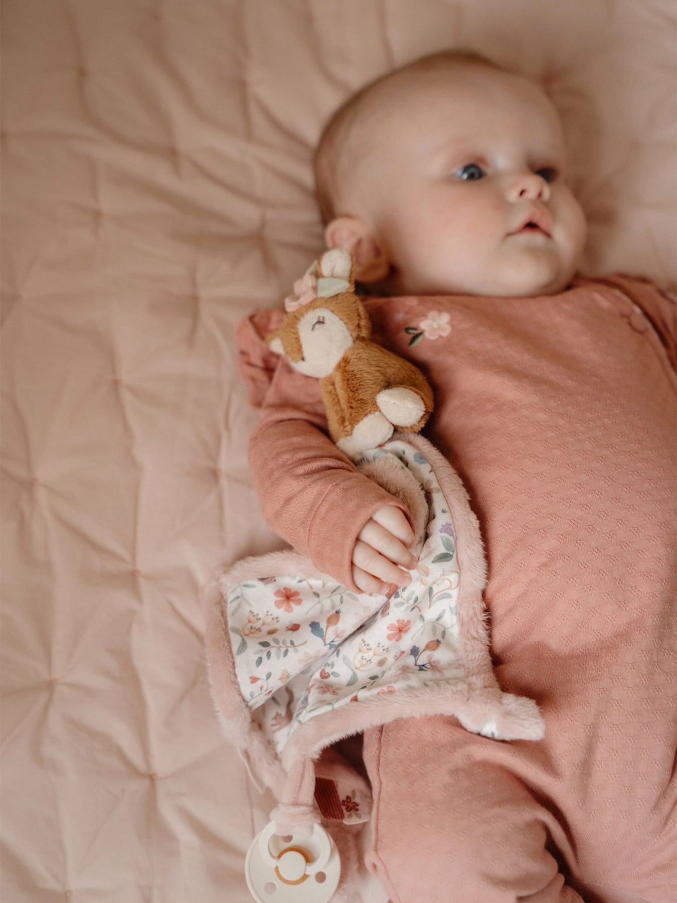 Cuddle Cloth Deer Print Comforter