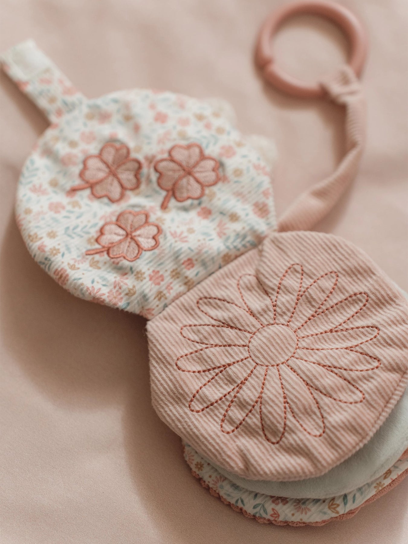 Stroller Booklet Pink