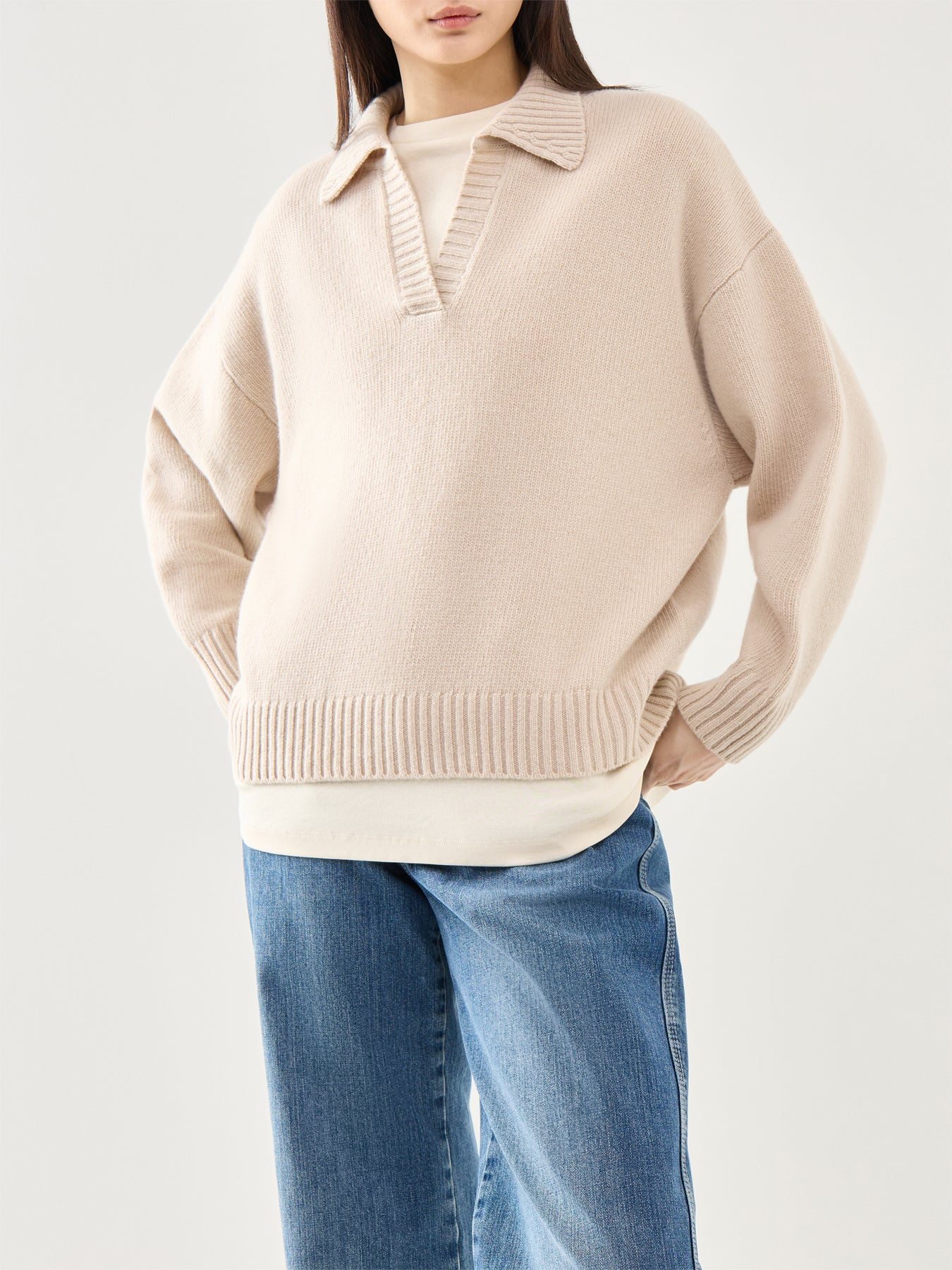 Agre Open Collar Knitwear