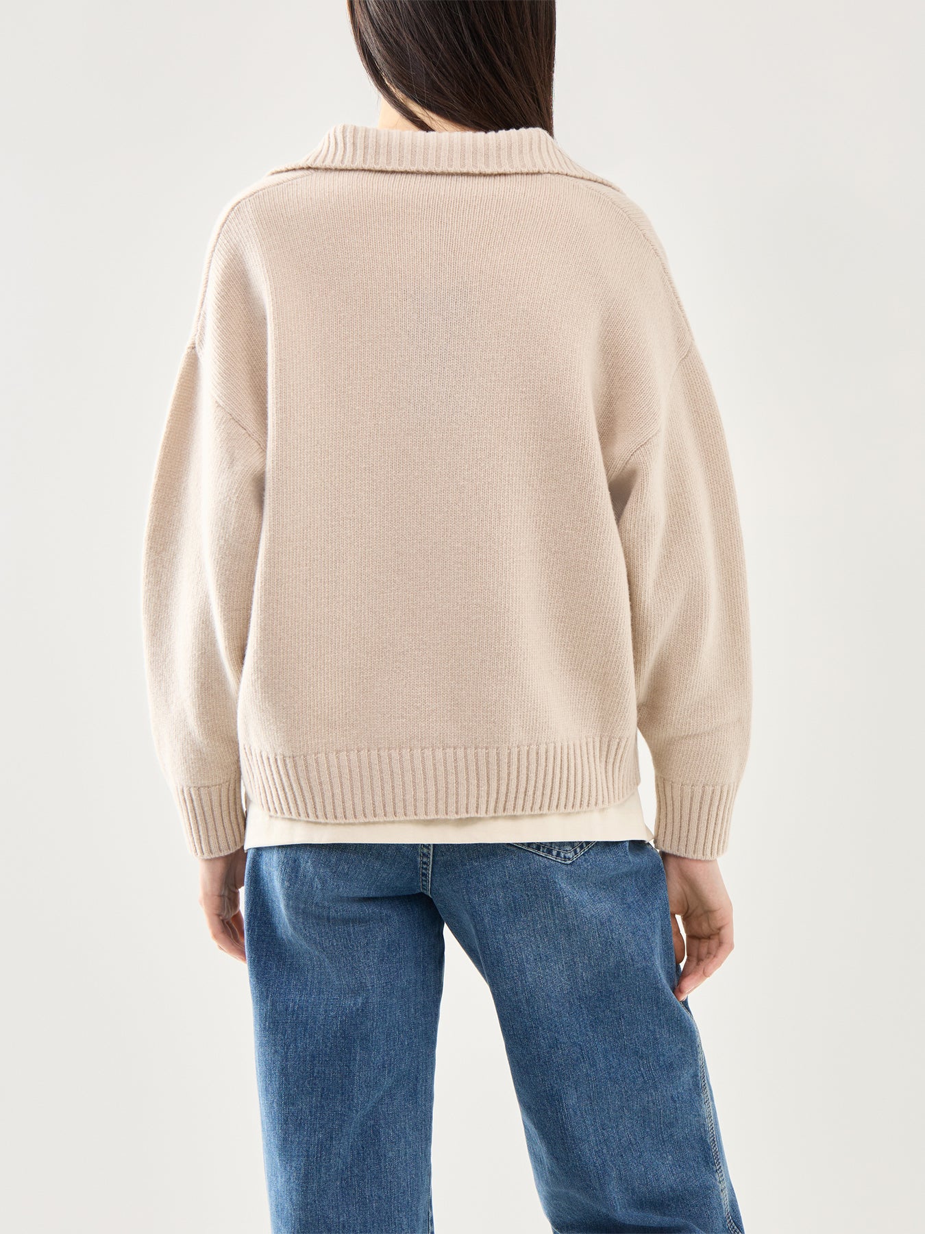 Agre Open Collar Knitwear