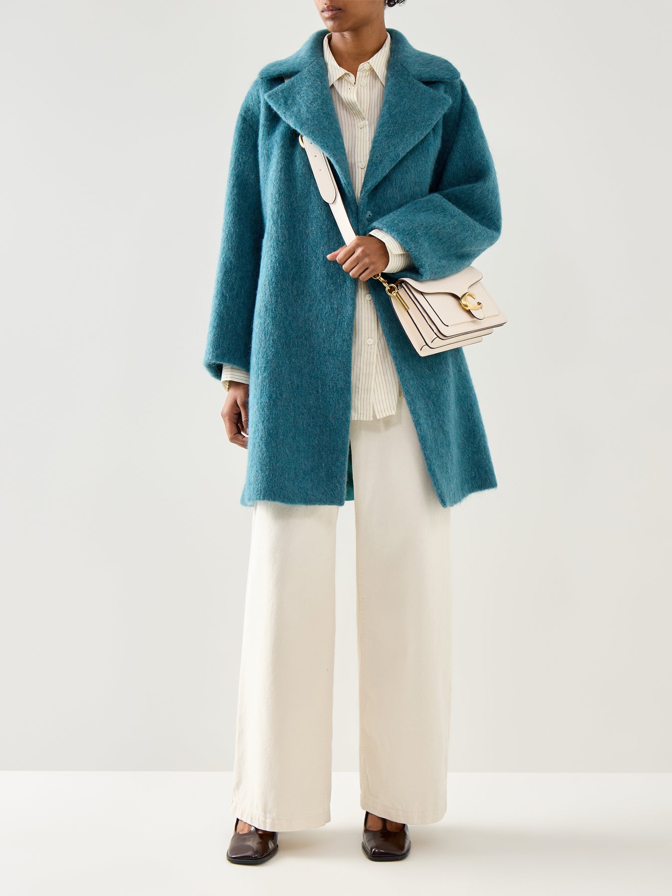 Rada Fluffy Eggshape Coat Blue