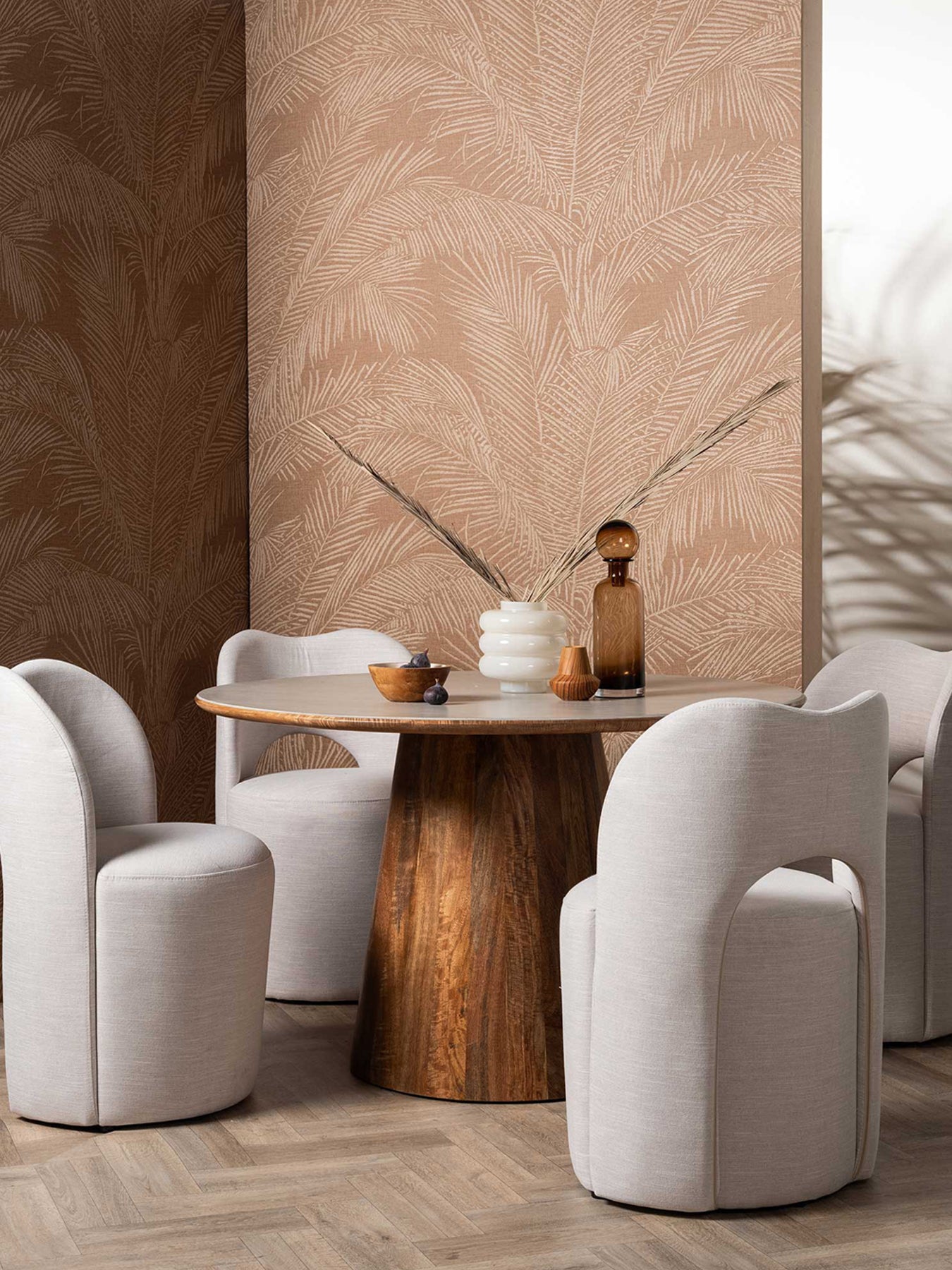 Burlington Mango Wood Circular Dining Table, Seats 4