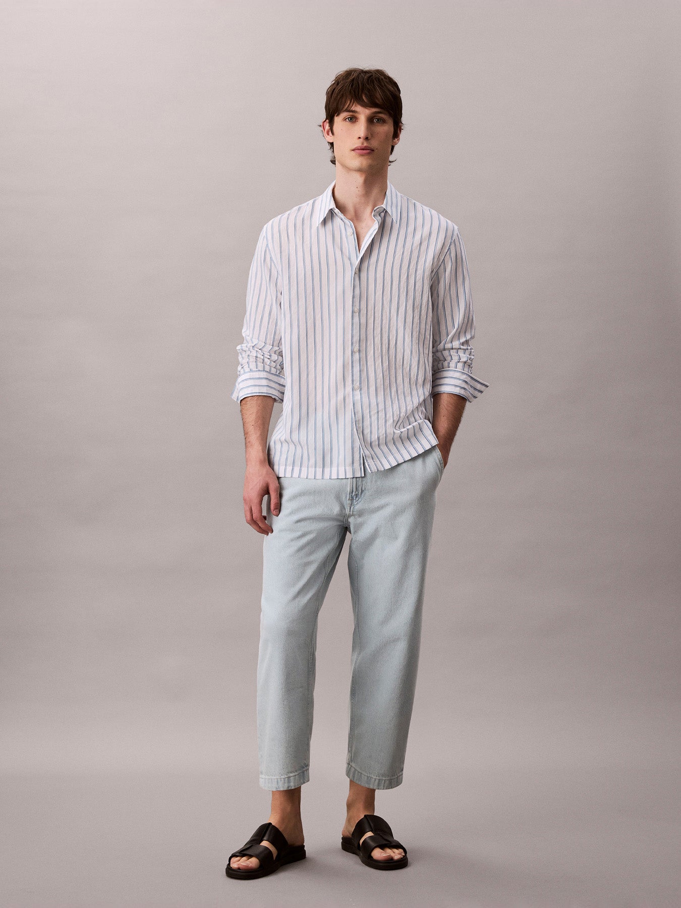 High Rise Cropped Tapered Jeans