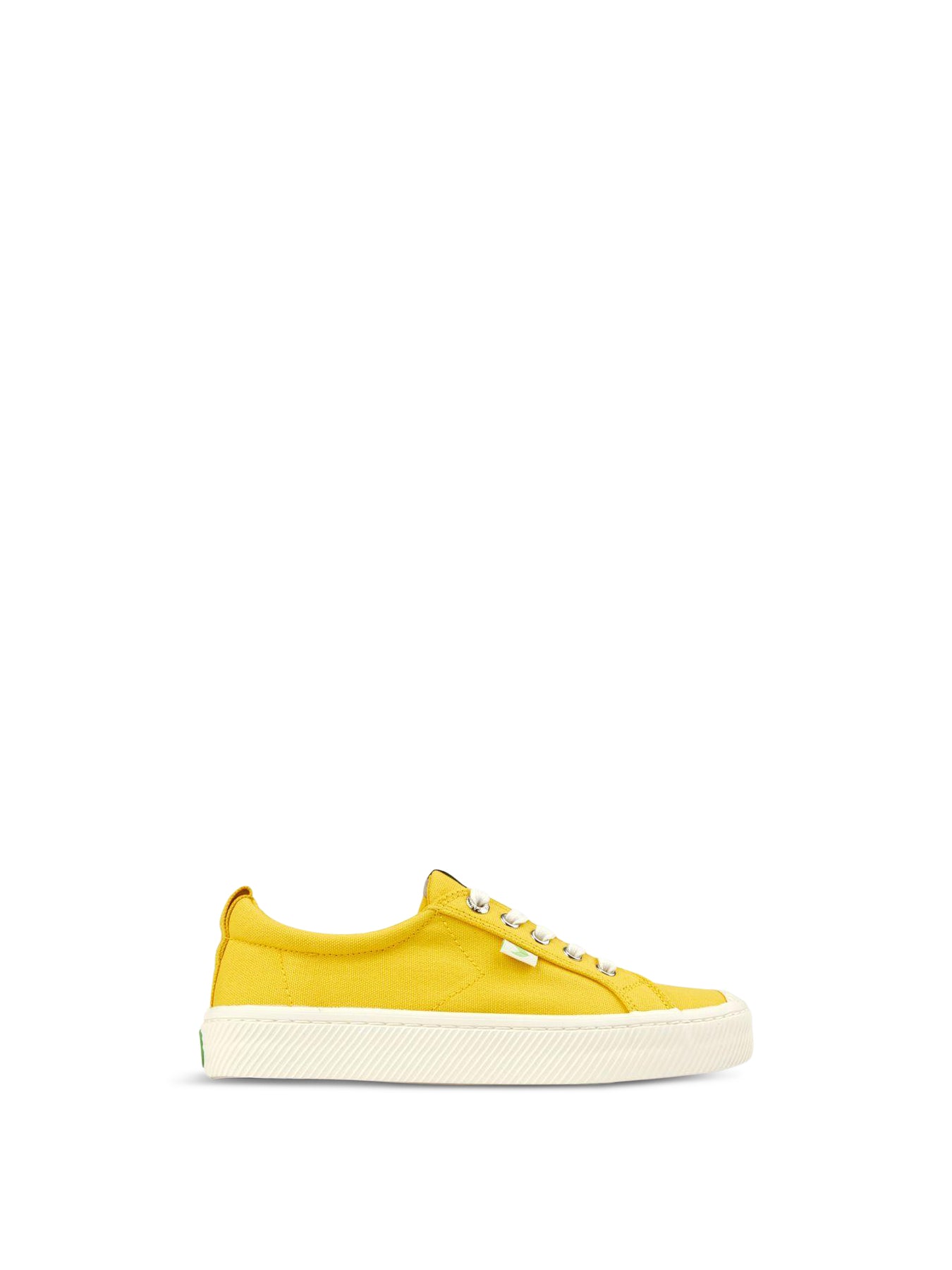 CARIUMA Oca Low Trainers