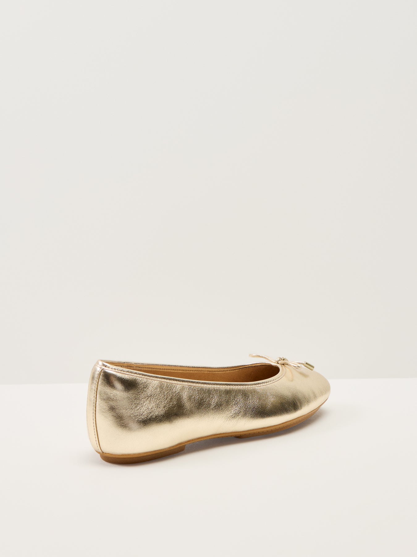 Delicato Bow Soft Metallic-Leather Ballet Flats