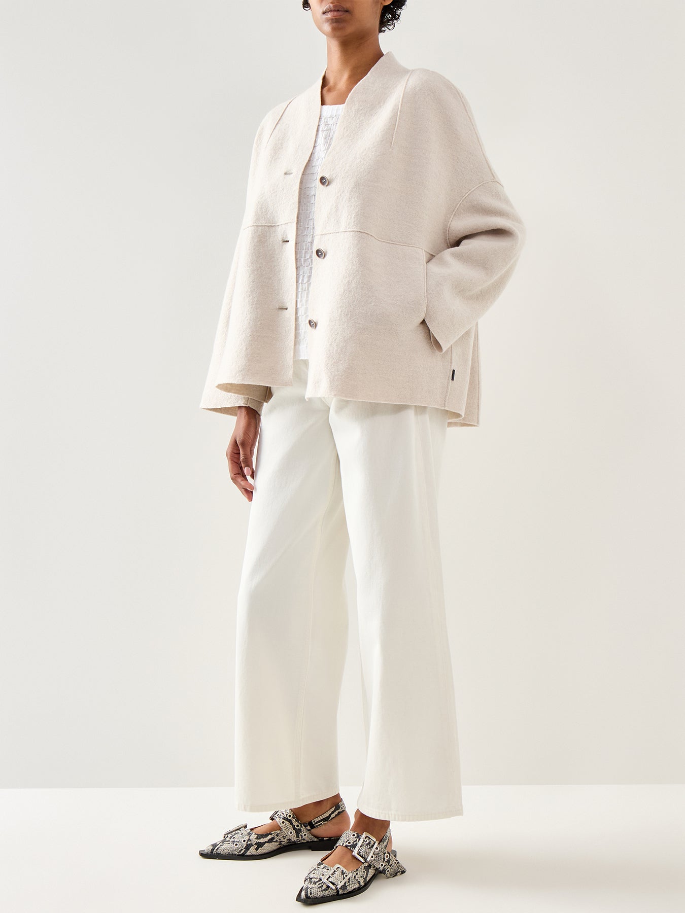 Jacket 520 Long Sleeves Cream