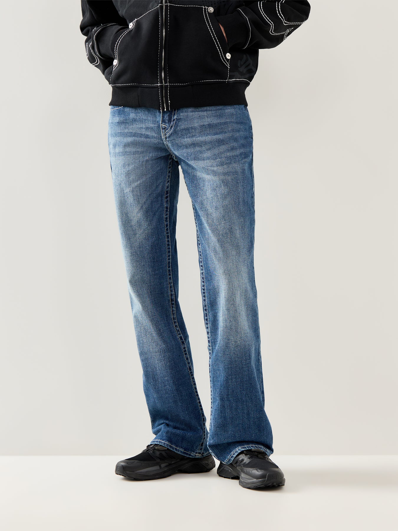 Billy No Flap Emroidered Bandana