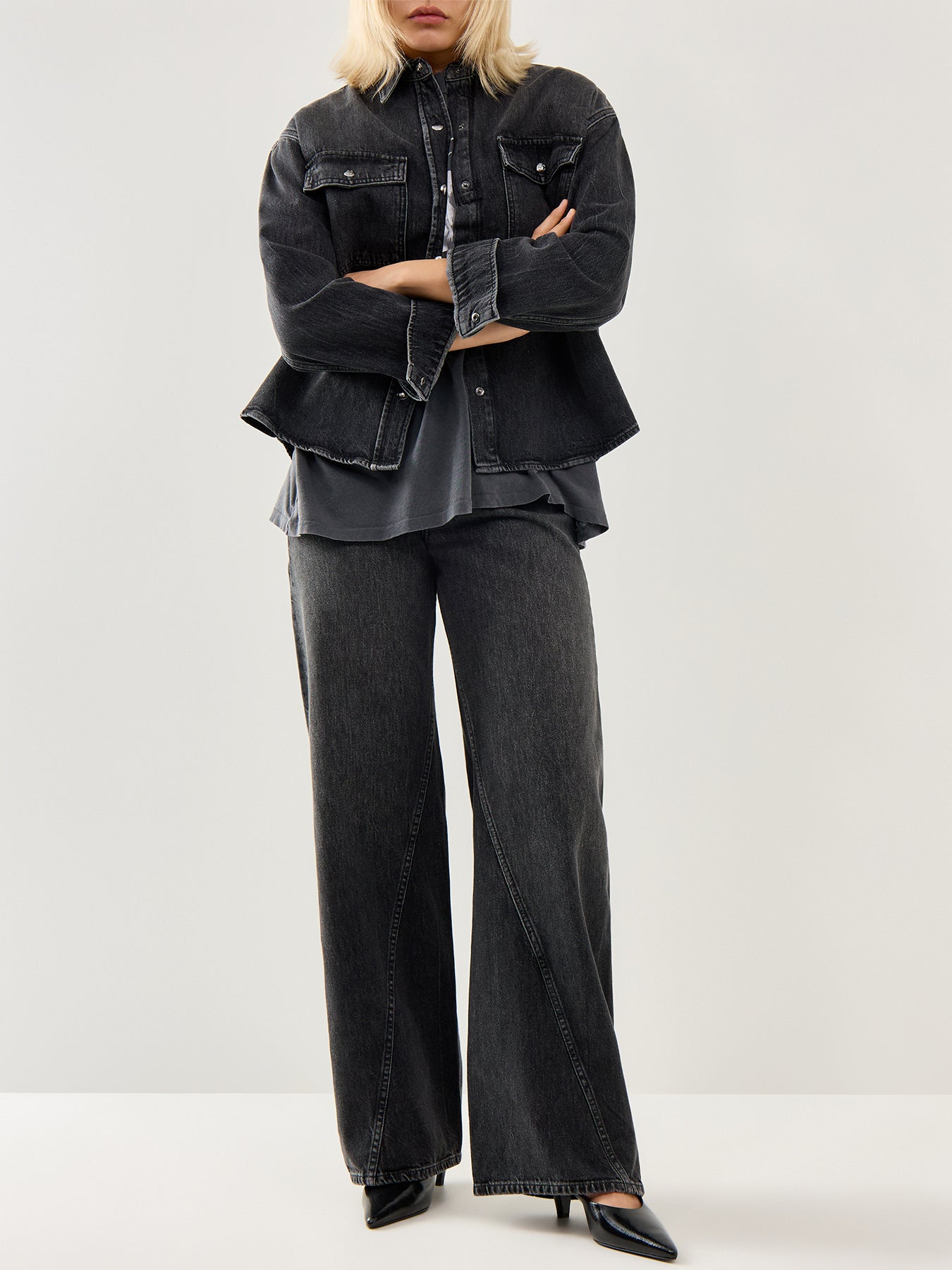 Brie Jean Washed Black