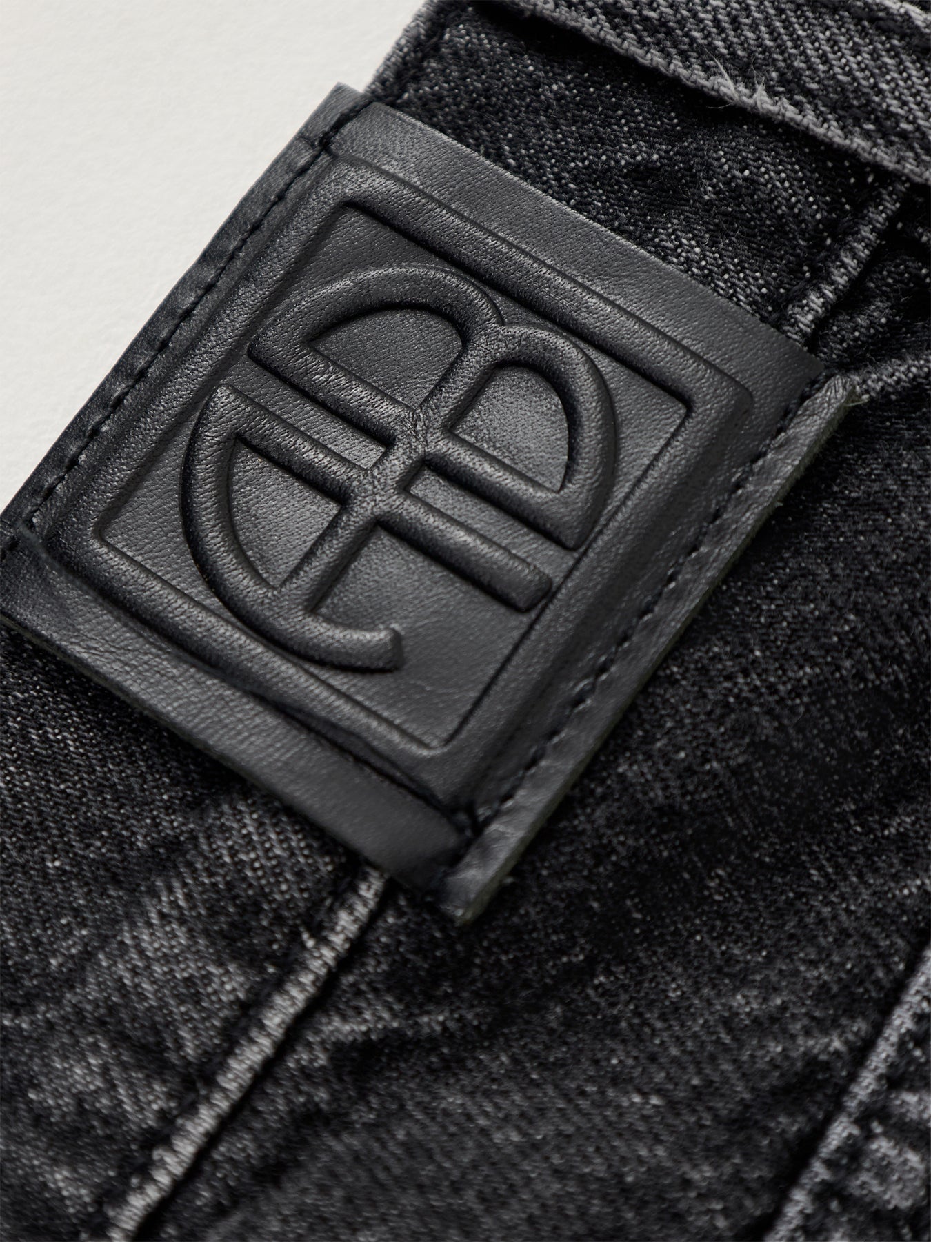 Brie Jean Washed Black