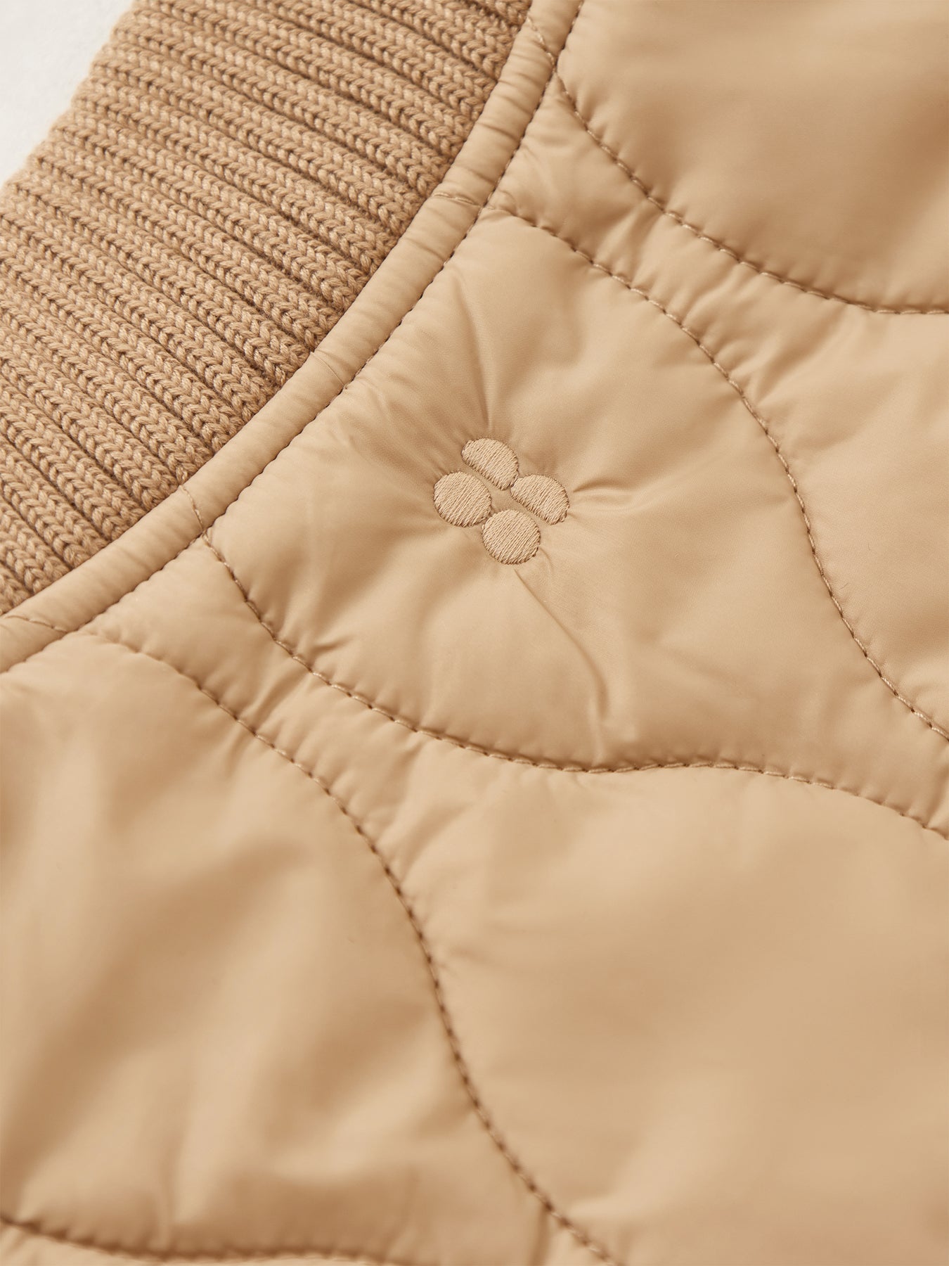 On The Move Jacket Golden Beige