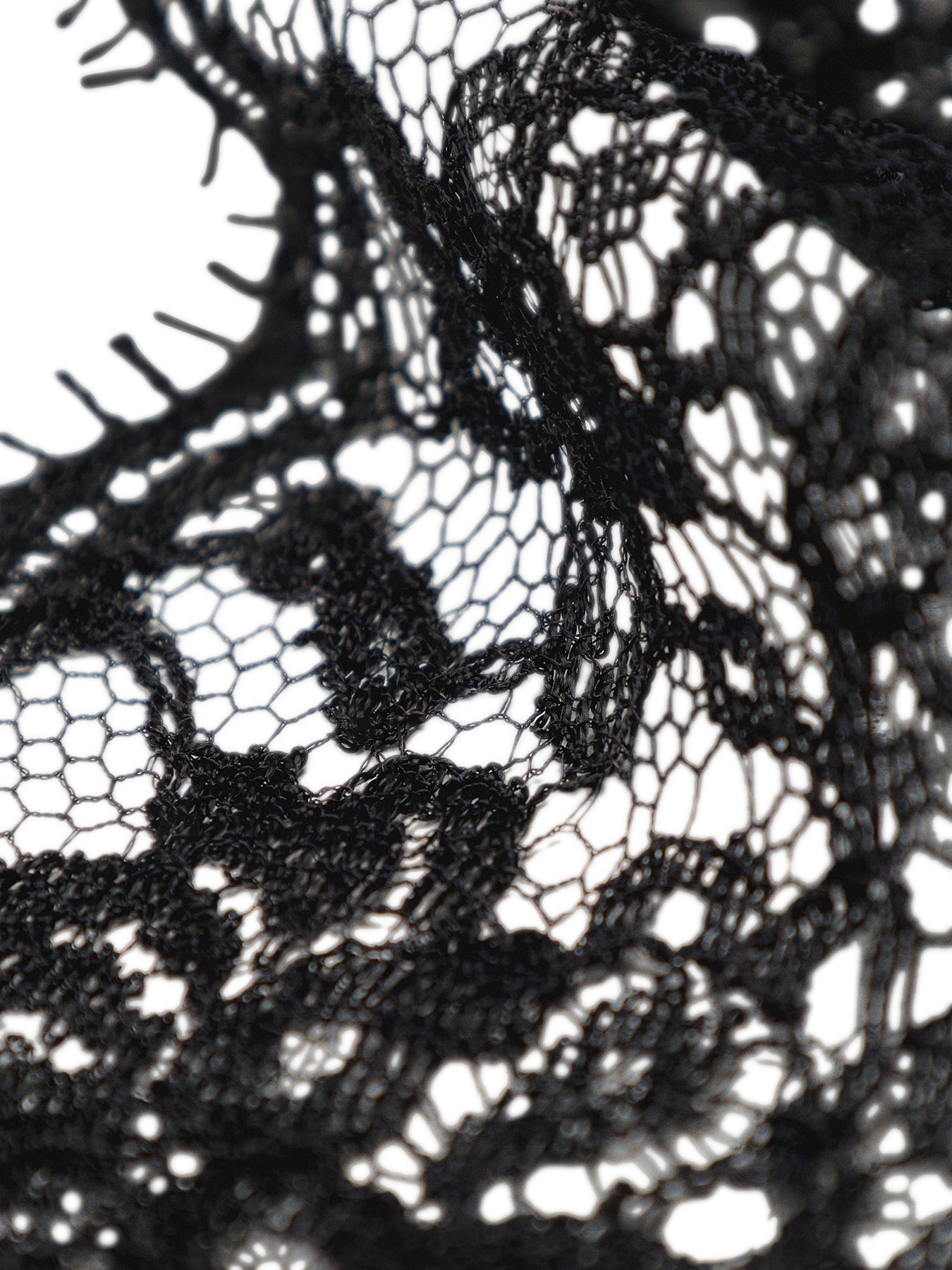 Hera Skirted Thong Lace Black