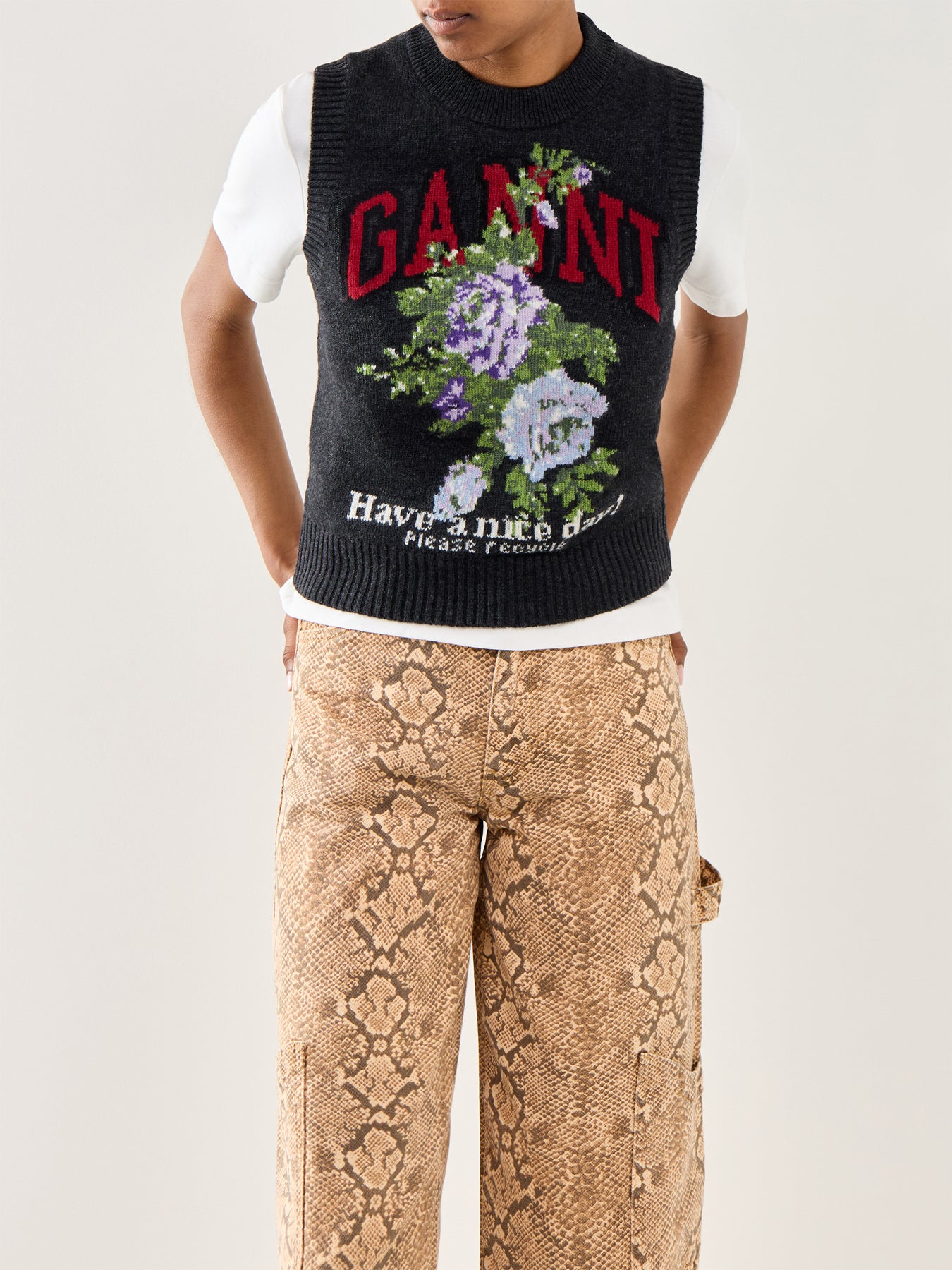 Graphic Wool Mix Flowers Vest Black