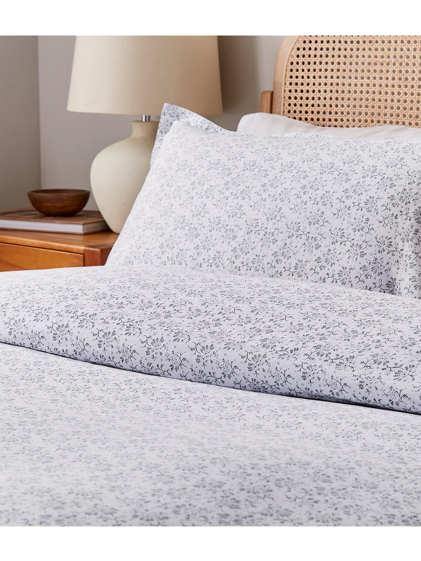 Mae Cover Set Cloud Grey by Murmur