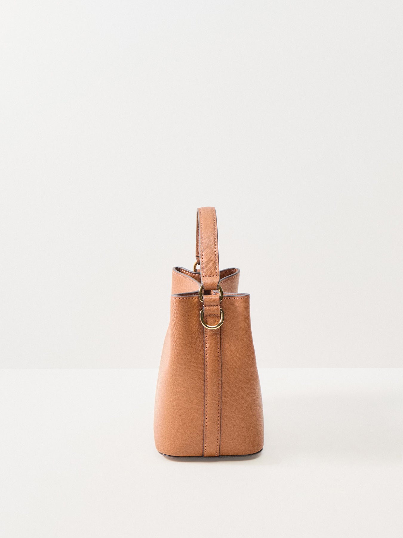 Reese Small Bucket Bag Tan