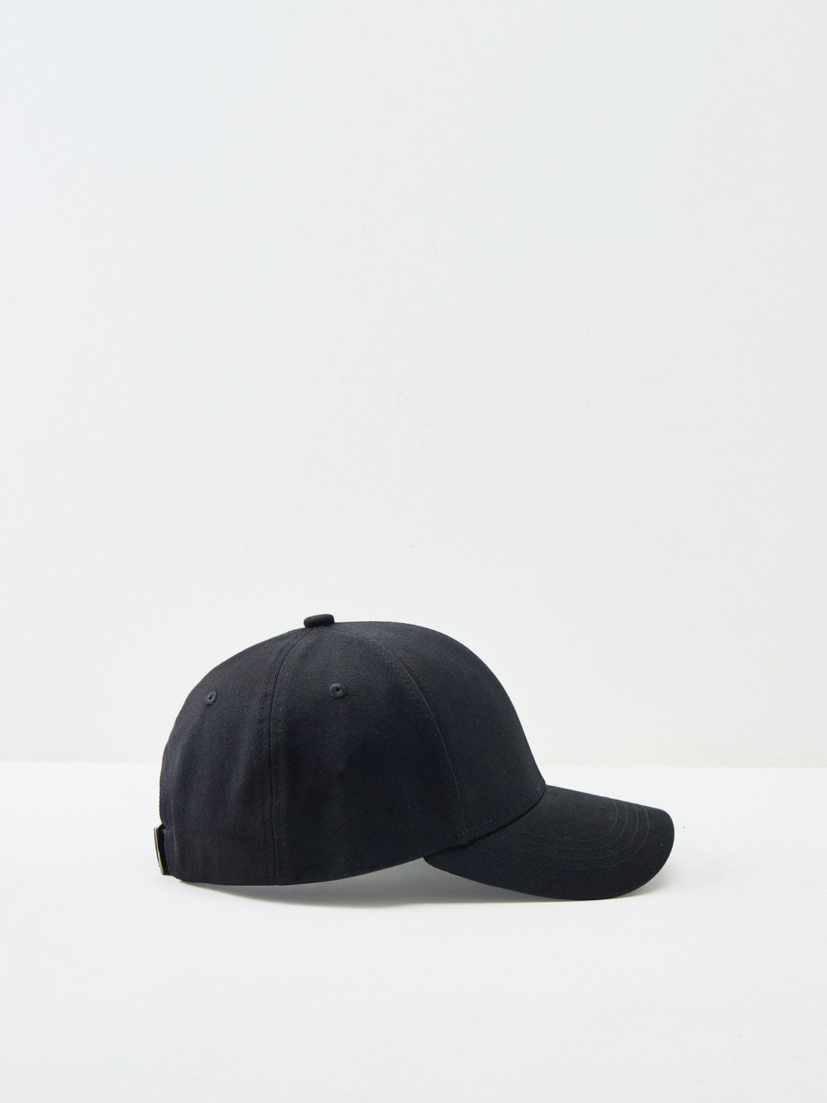 Metal Logo Cap Black