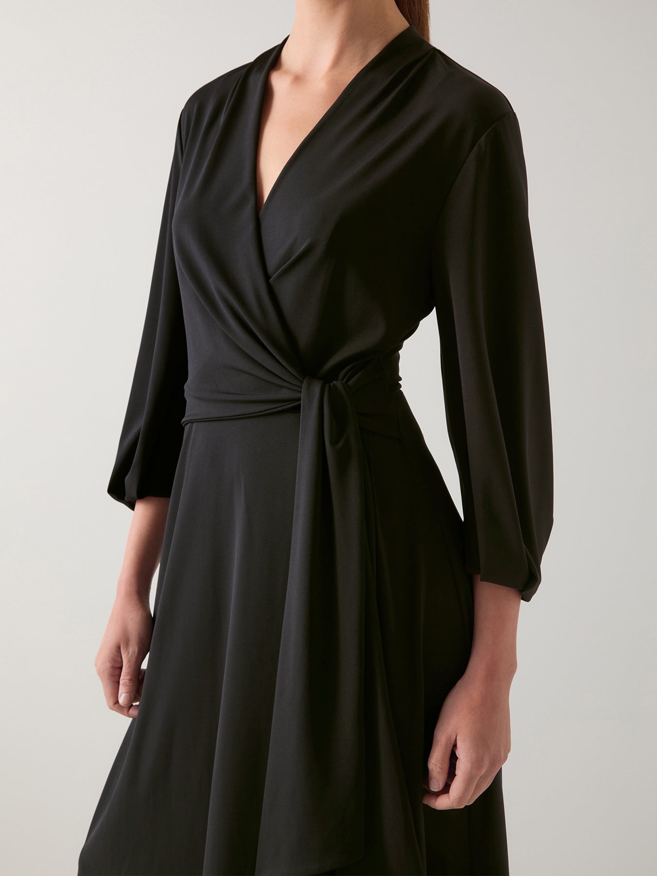 Aiper Black Polyester V-neck Jersey Dress with Tie Front