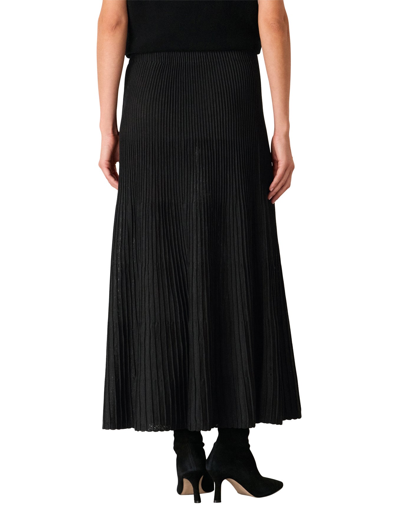 Knitted Pleated Skirt