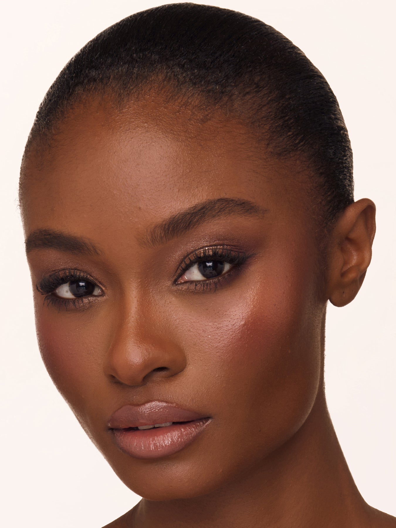 The Instant Look in a Palette Hollywood Reds