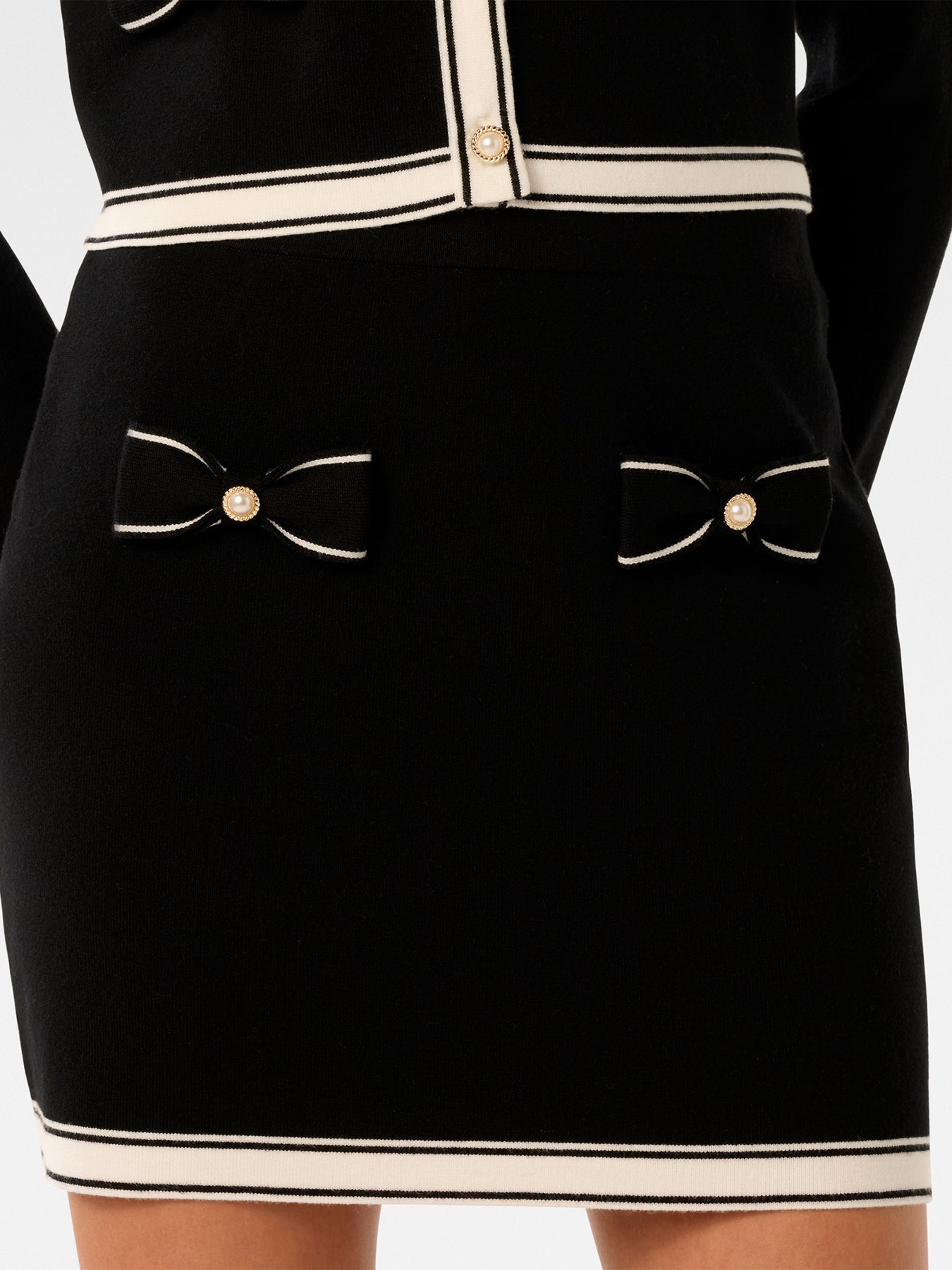 Cece Bow Detail Skirt Black