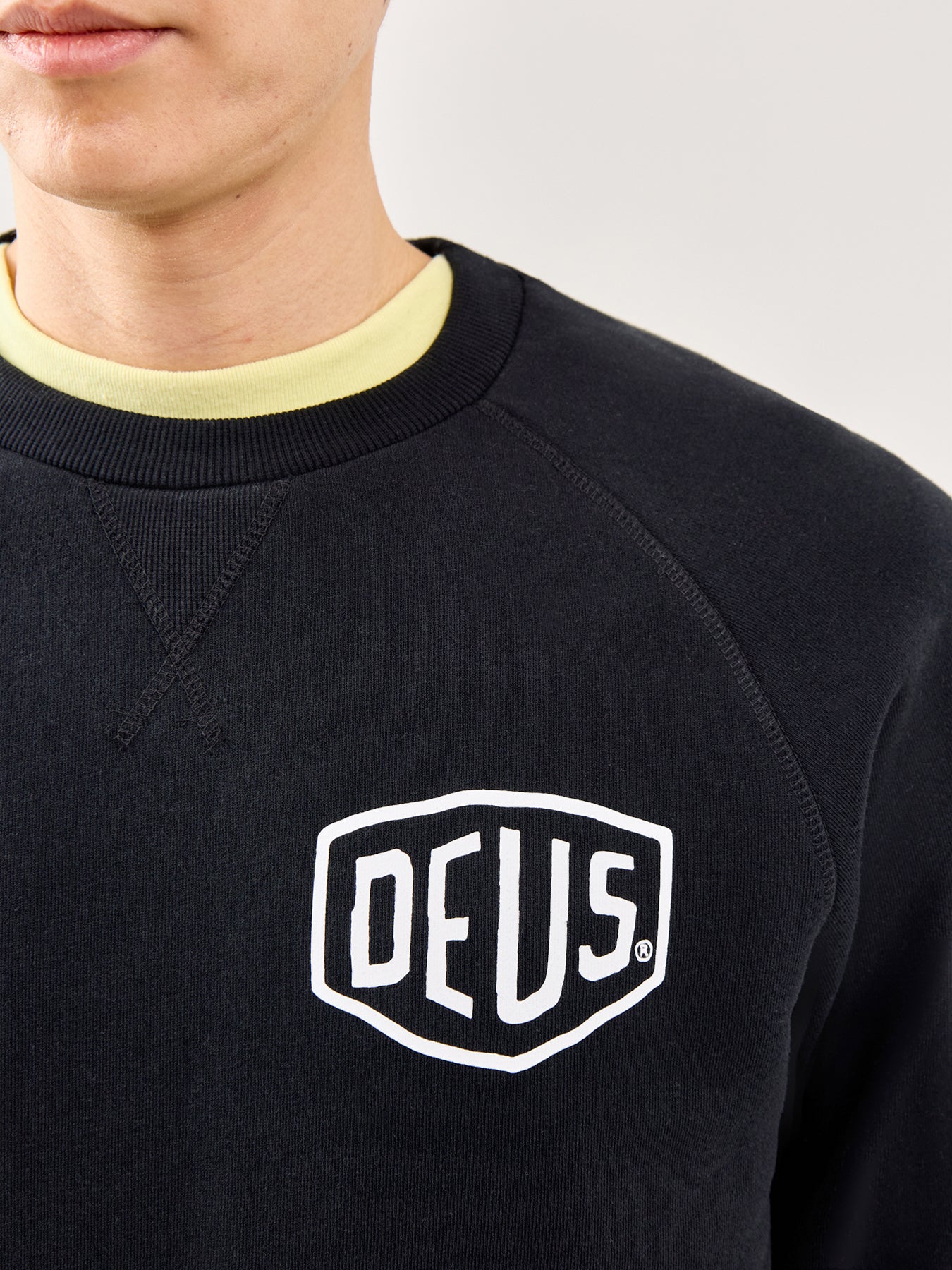 Graphic Crew Neck Sweatshirt Black