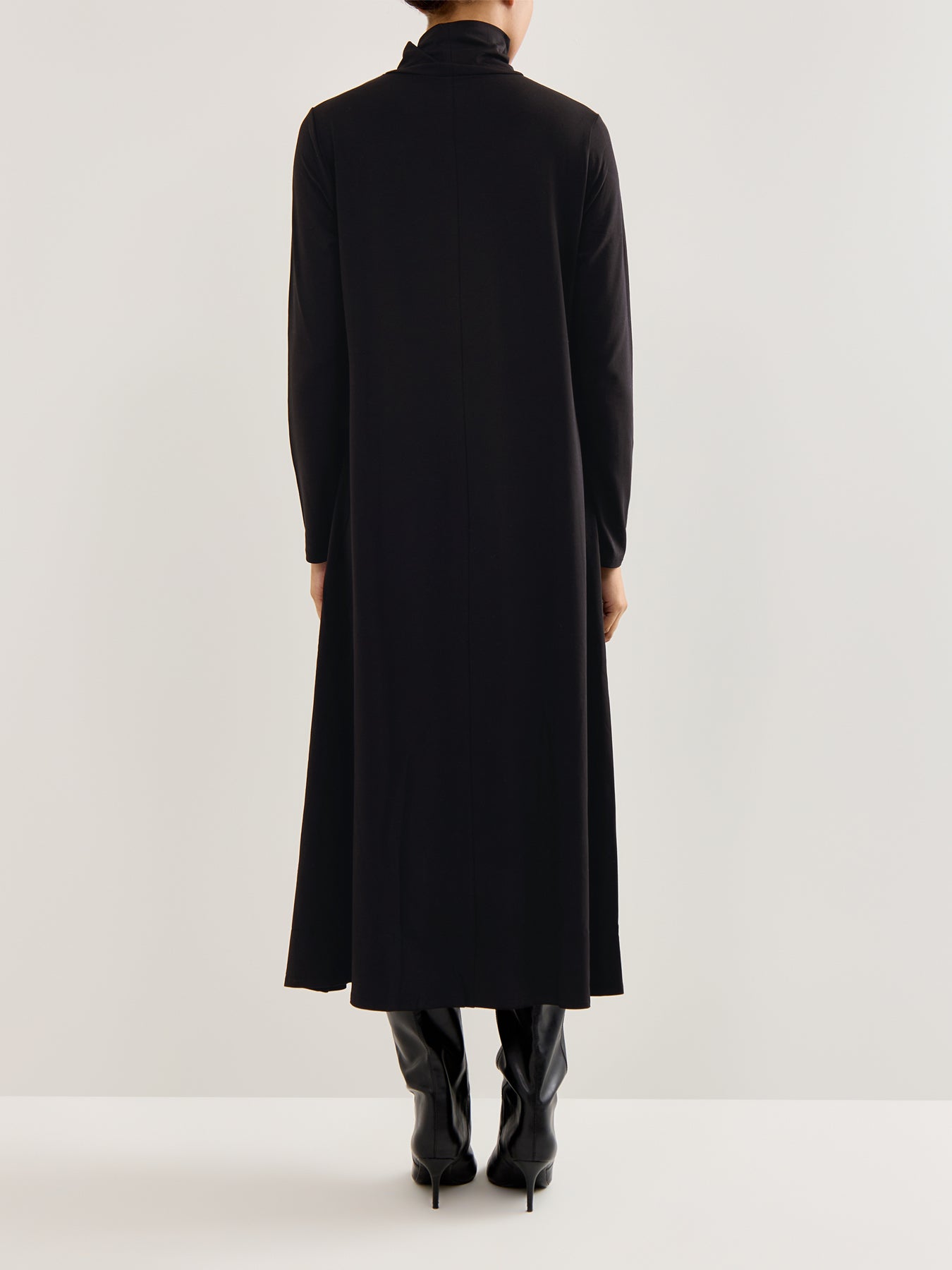 T-Neck Midi Dress Black
