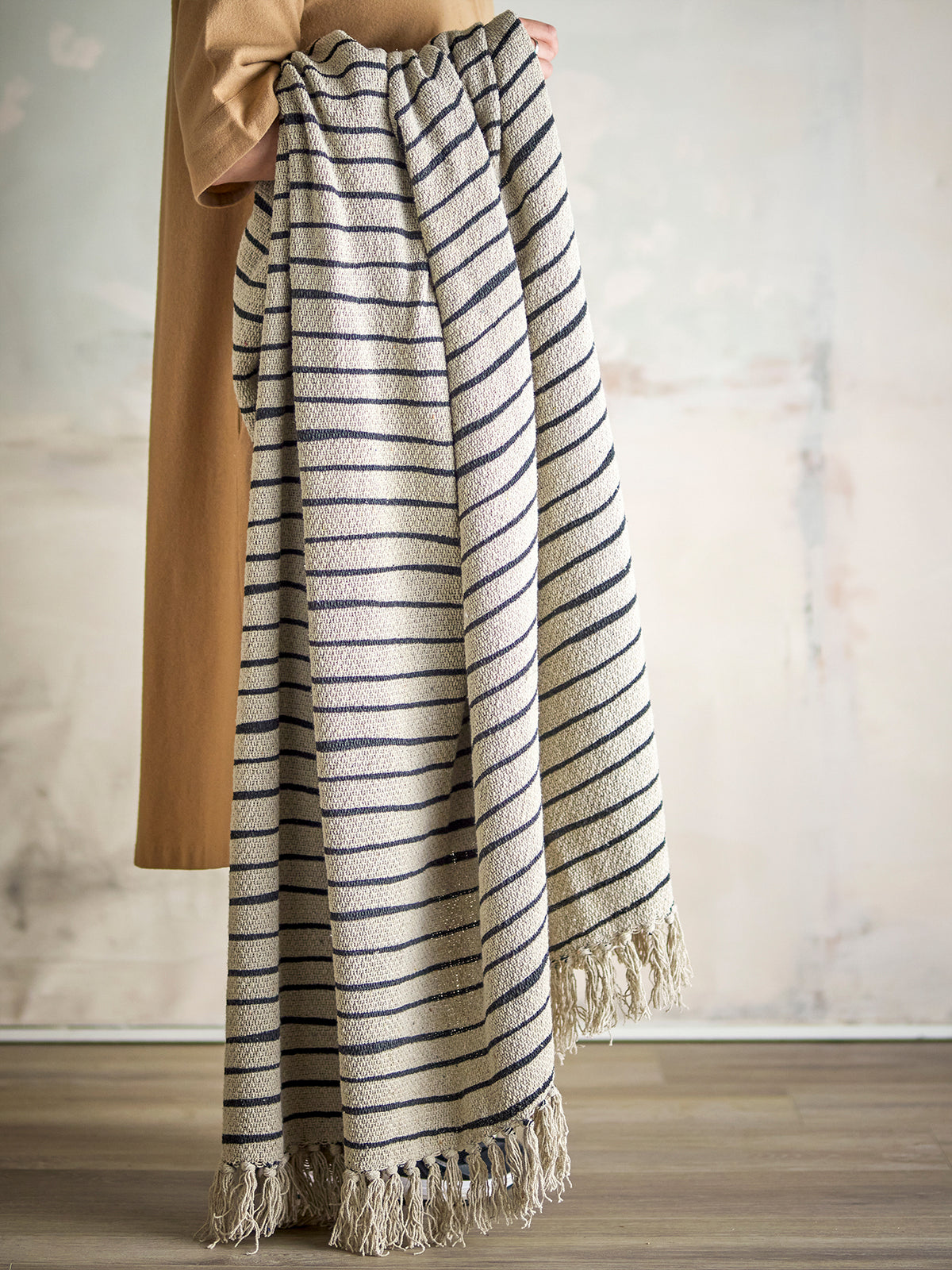 Eia Throw Natural