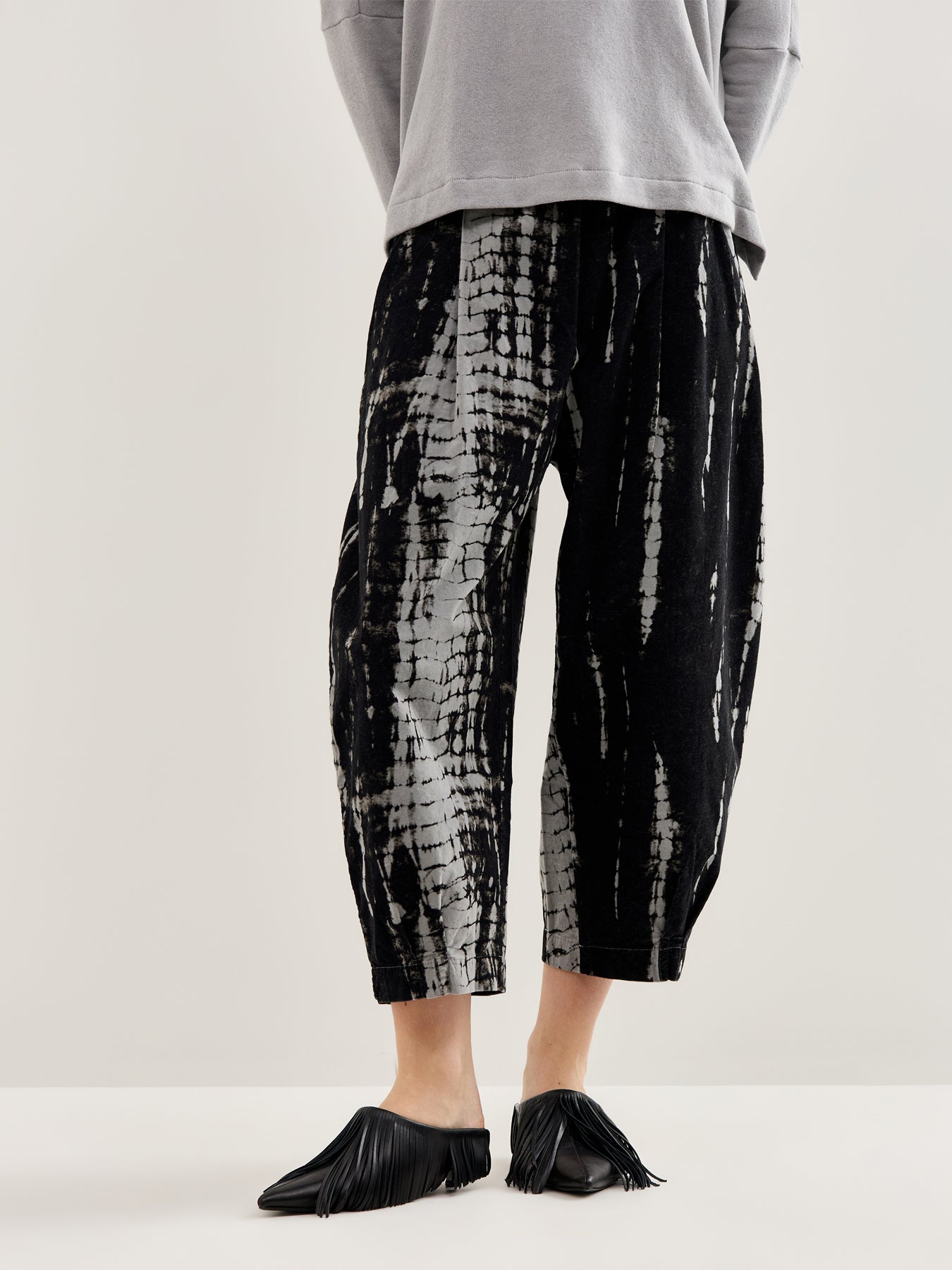 Barrel Trousers Light Grey