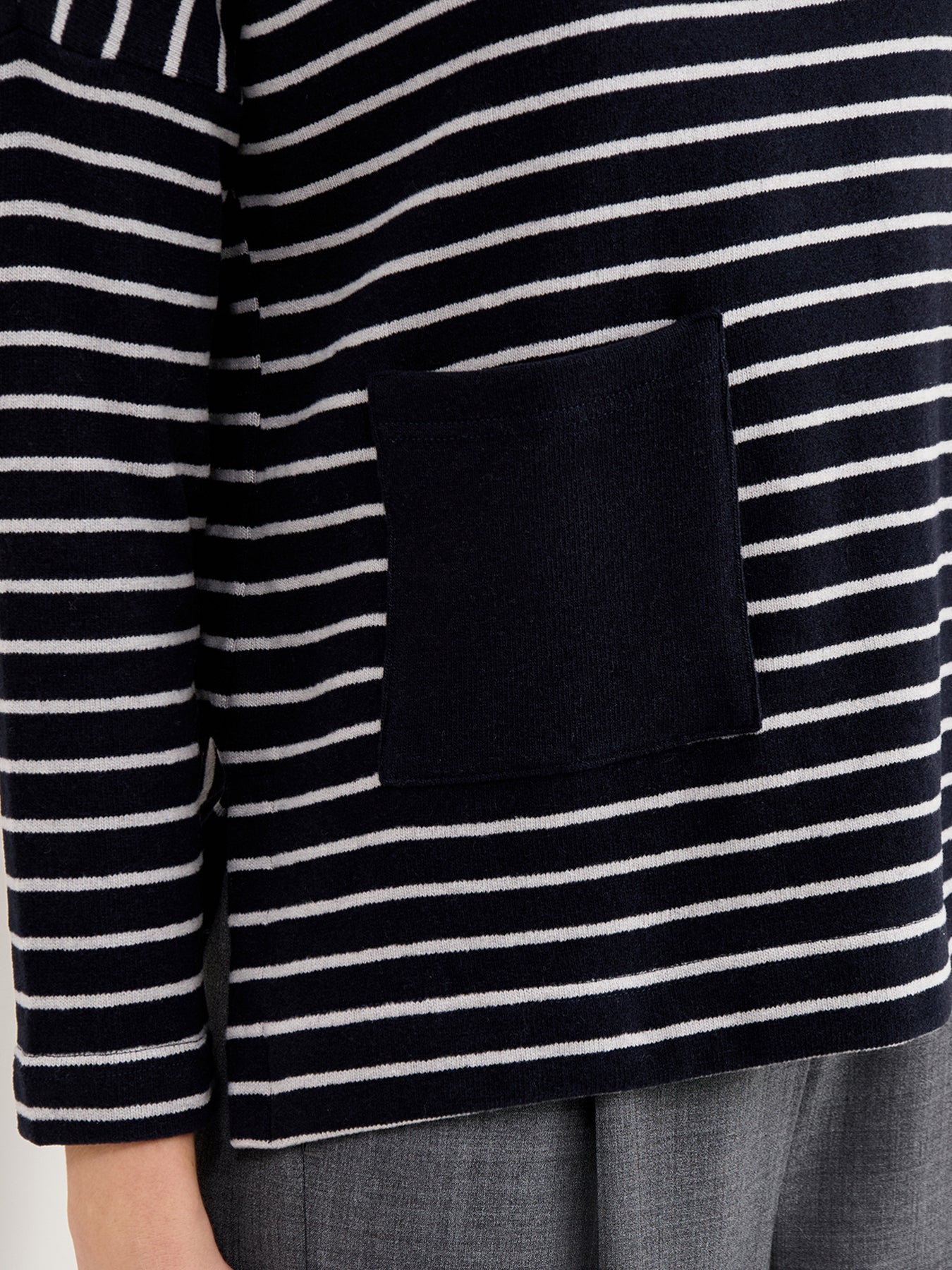 Boat Neck Stripe Knit Top Navy