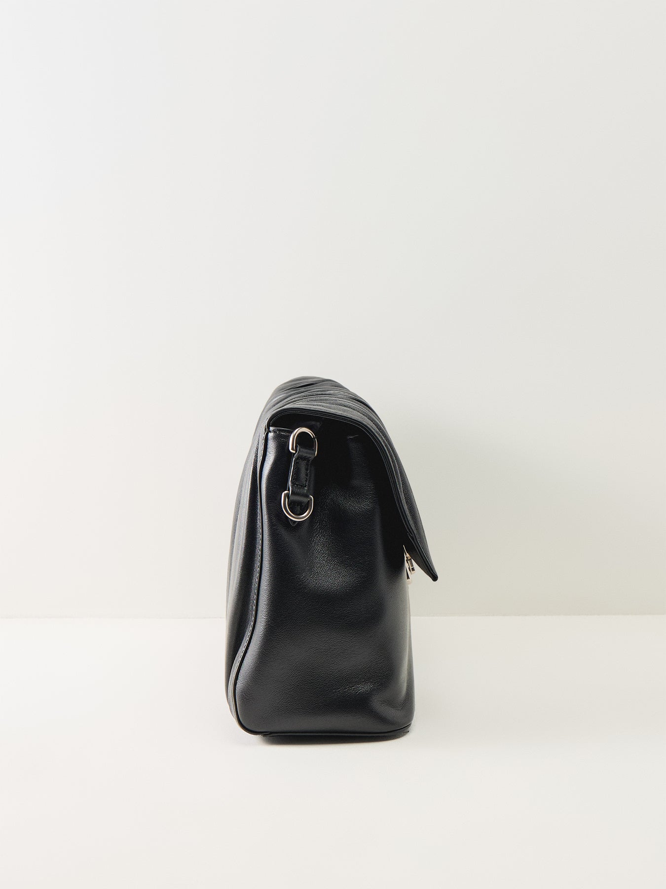 Cristina Messenger Bag Black