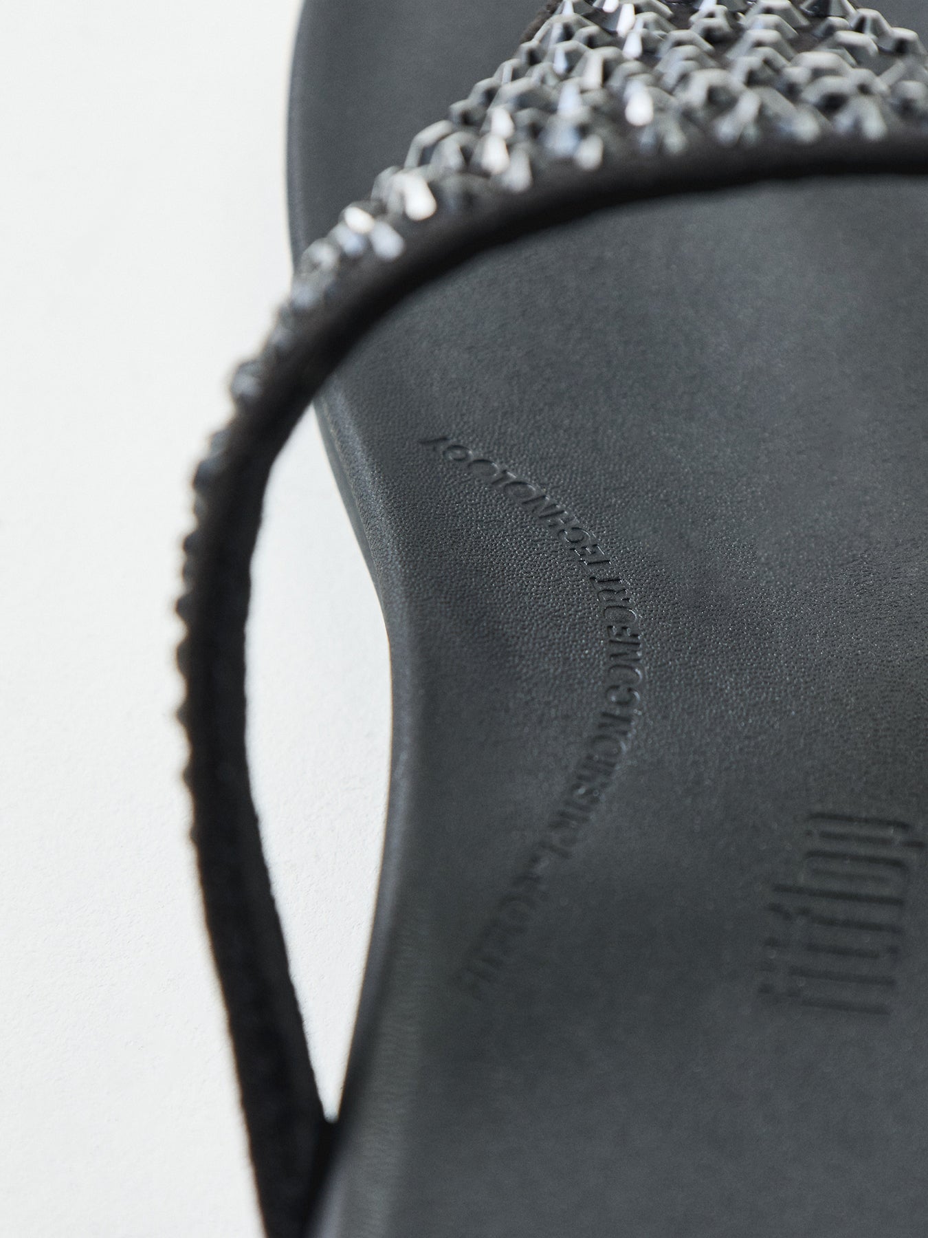 Solay Mixed-Crystal Toe-Post Sandals Black