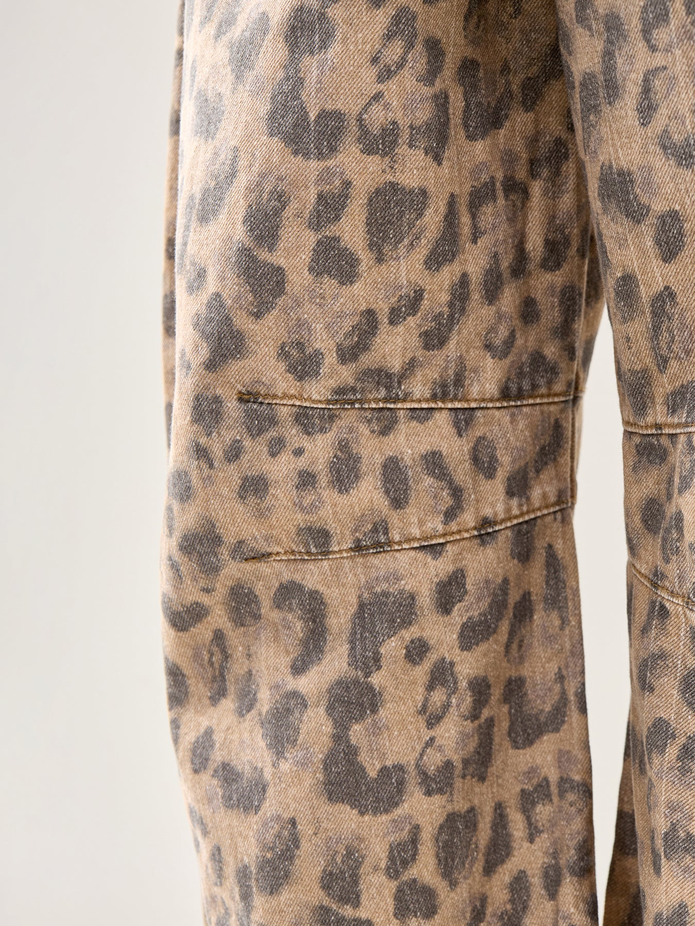 Good Luck Printed Barrel Jeans Brown