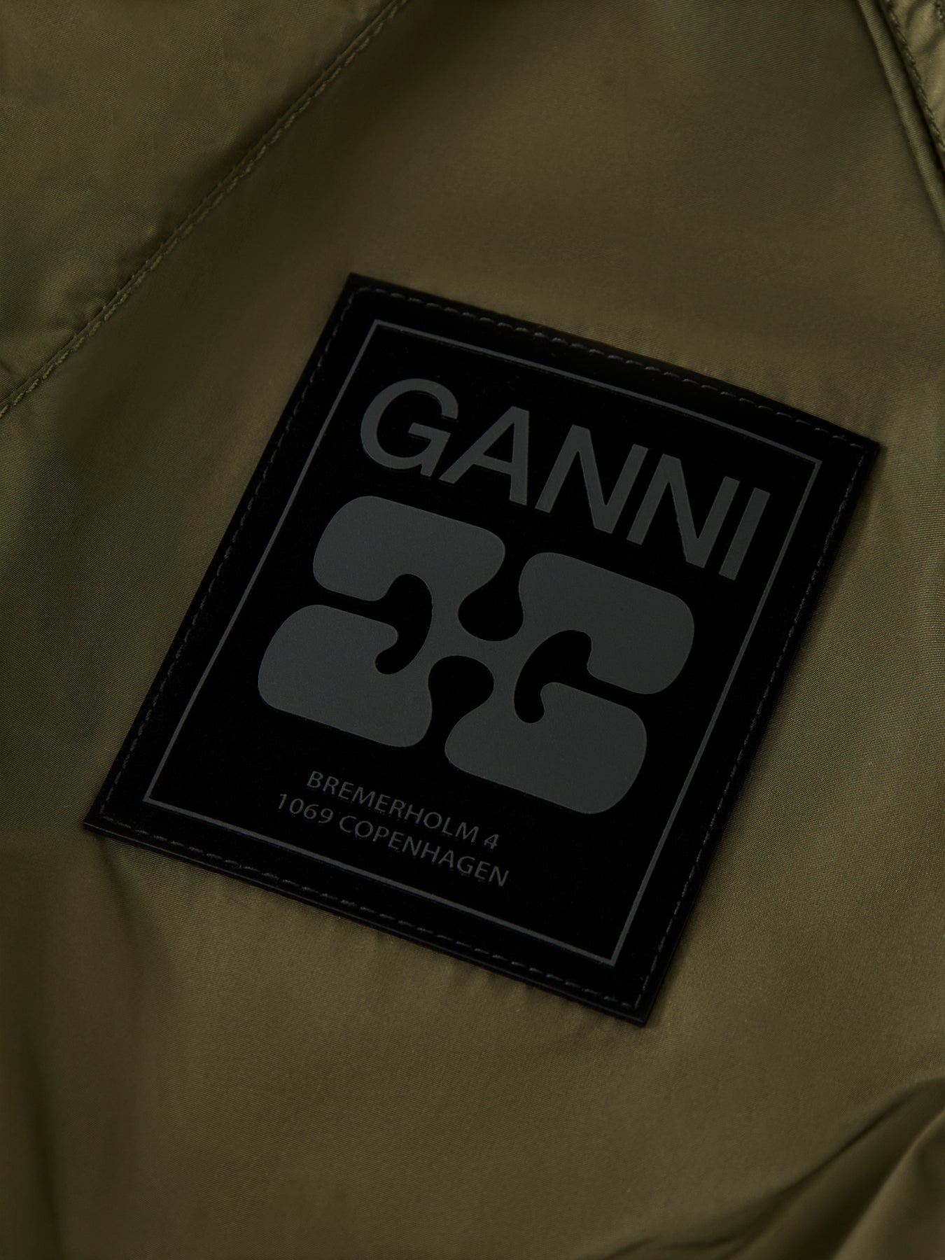 Flyweight Zip Nylon Jacket Green