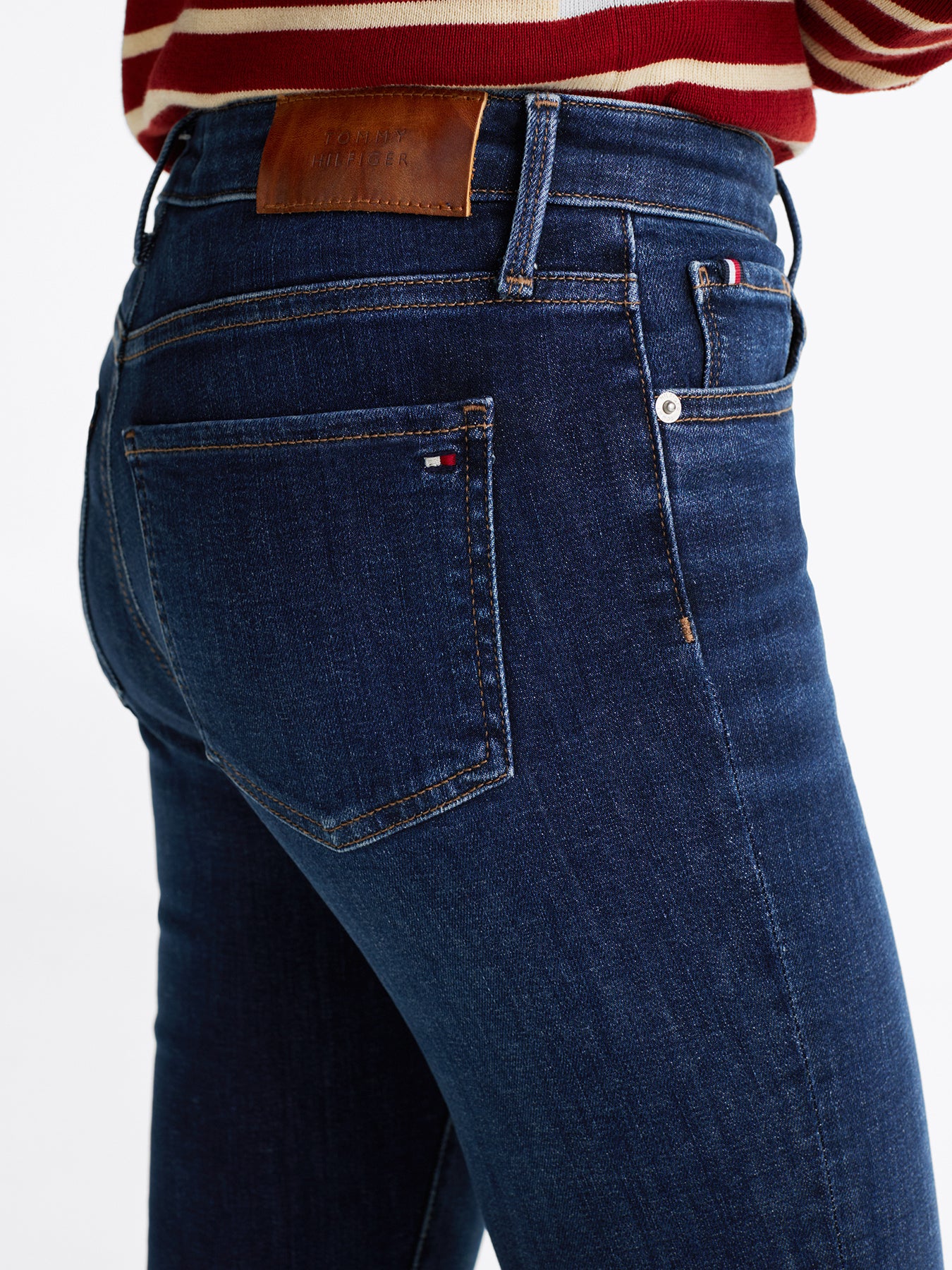 Como Mid-Rise Skinny Jeans